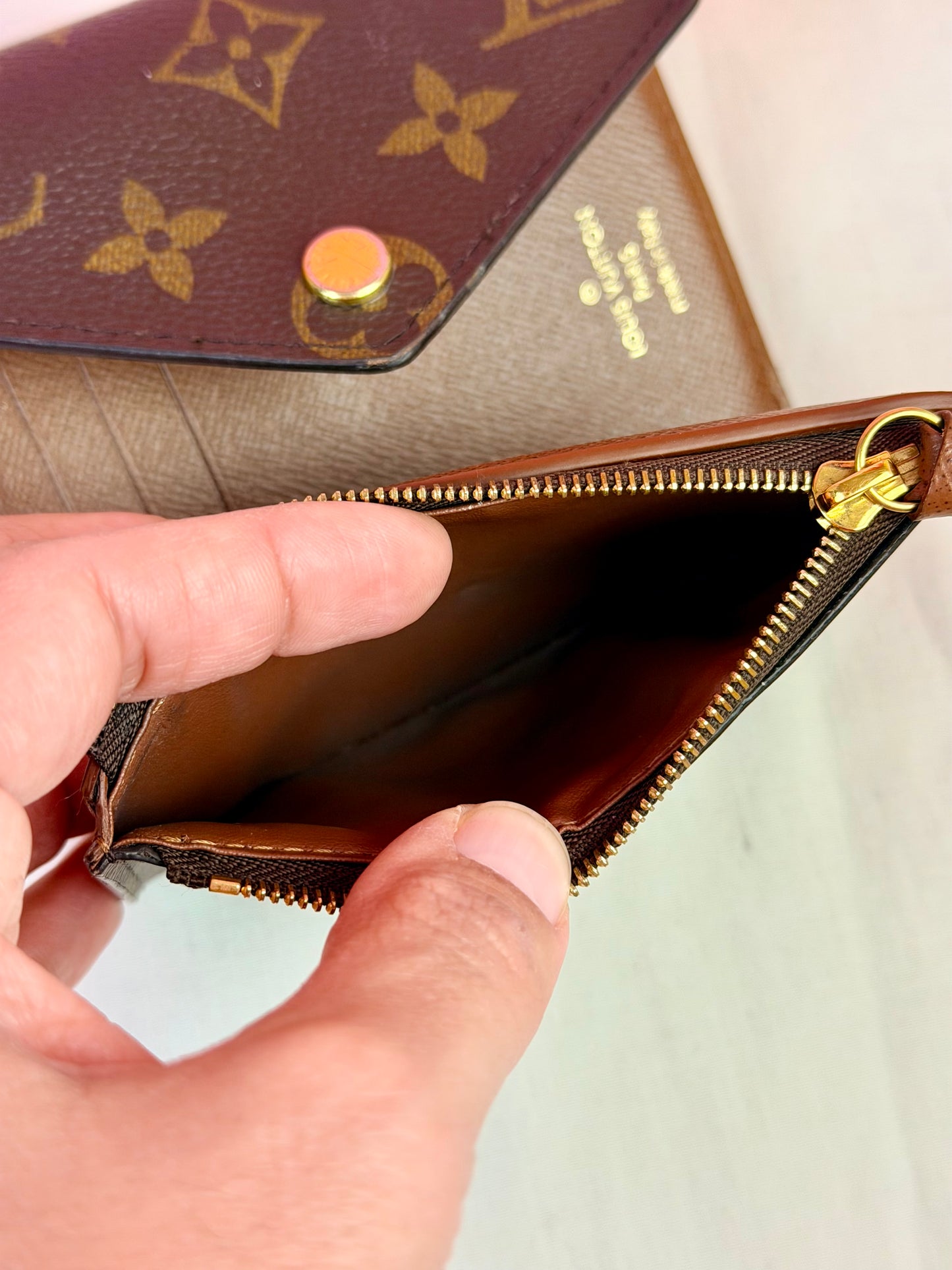 Victorine Compact Wallet in Monogram/Brown