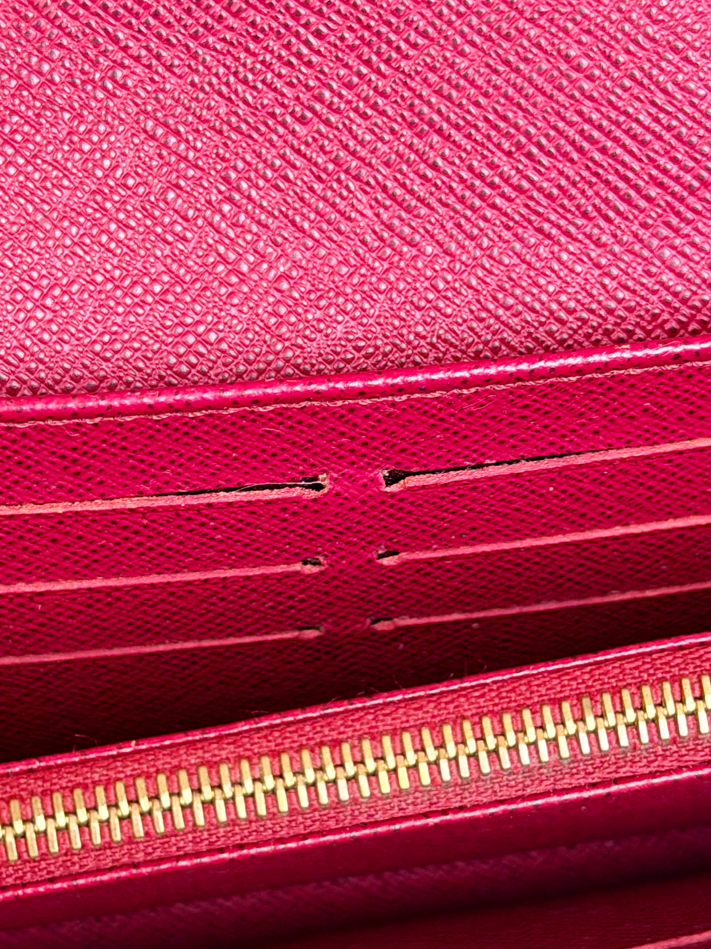 Sarah Wallet NM Monogram/Berry