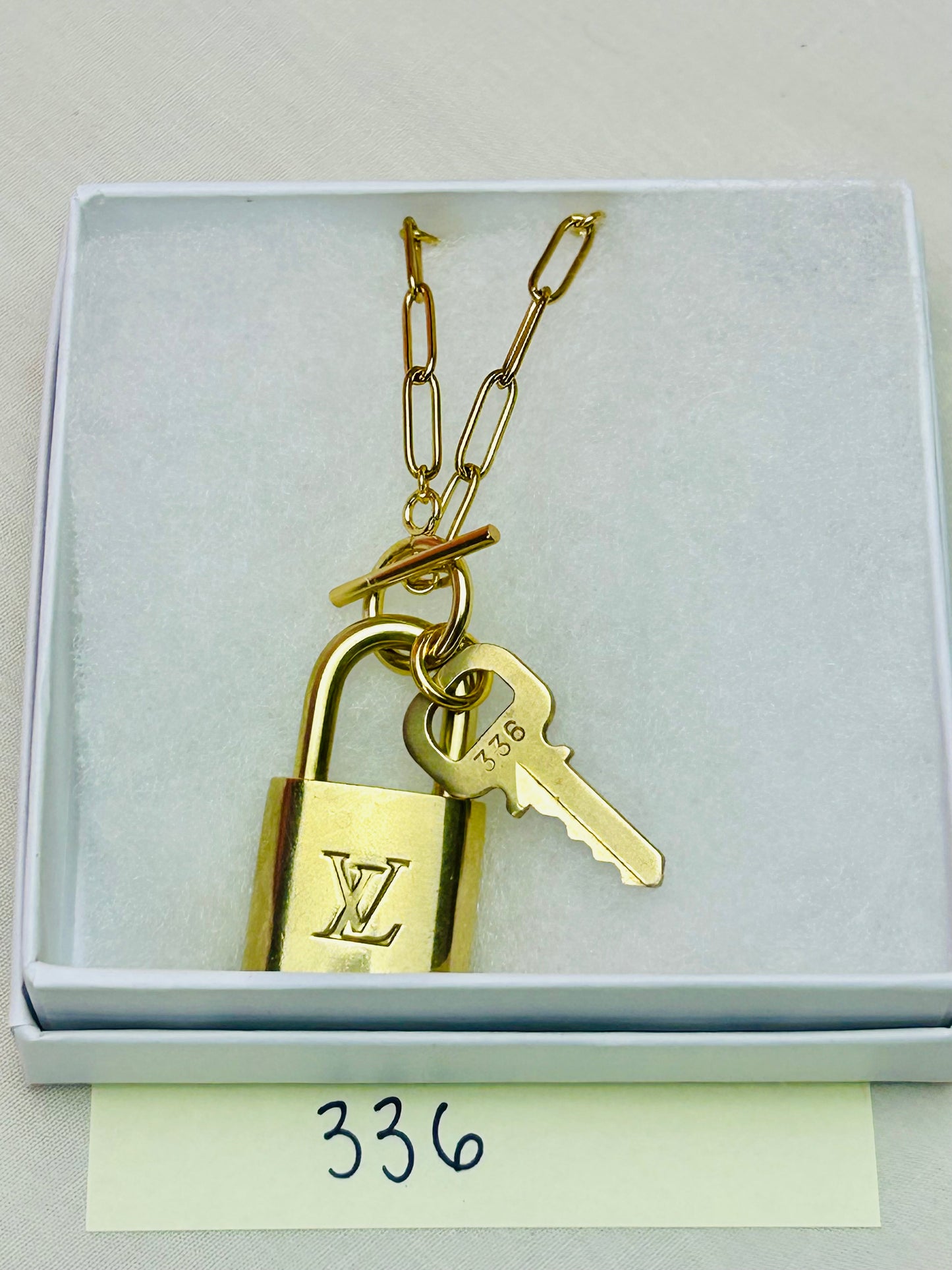 Lock and Key Necklace Set (20)
