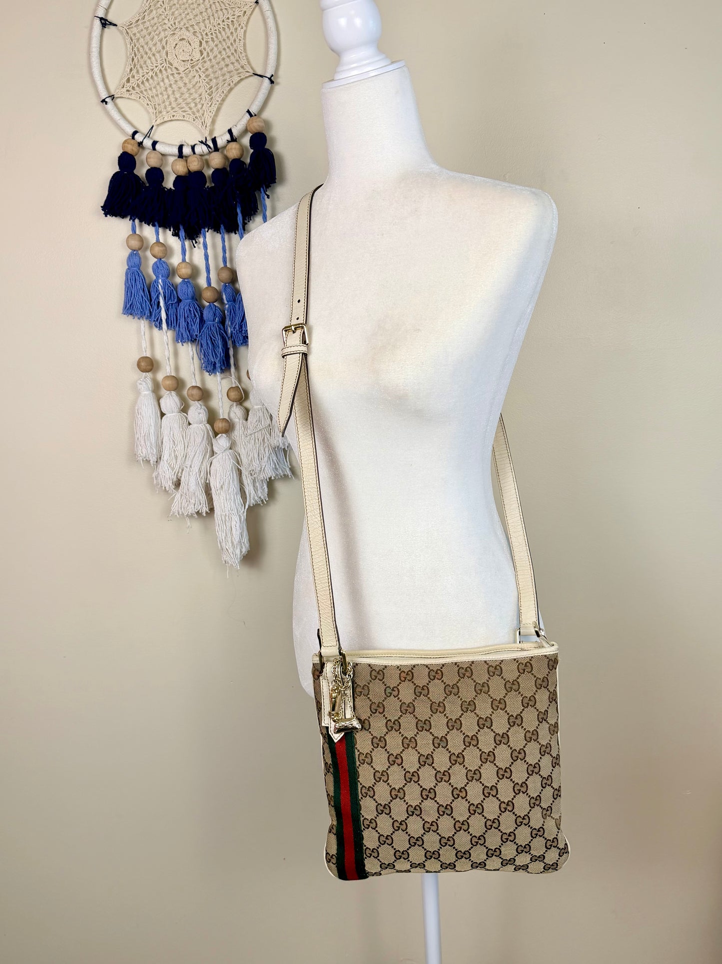 White Sherry Line Crossbody