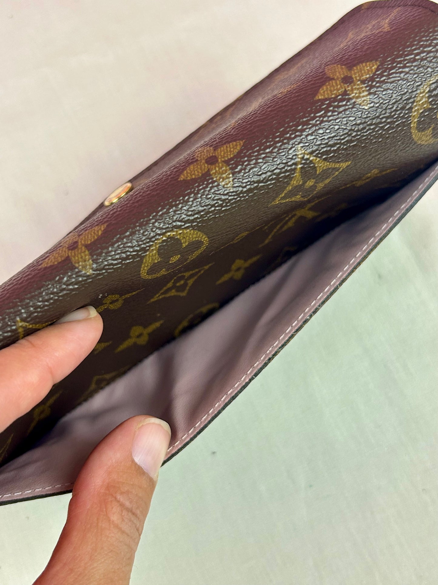 Sarah Wallet NM in Monogram/Rose