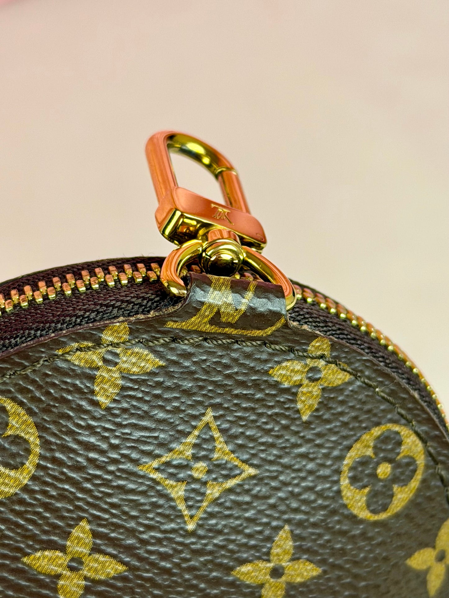 Round Coin Pouch