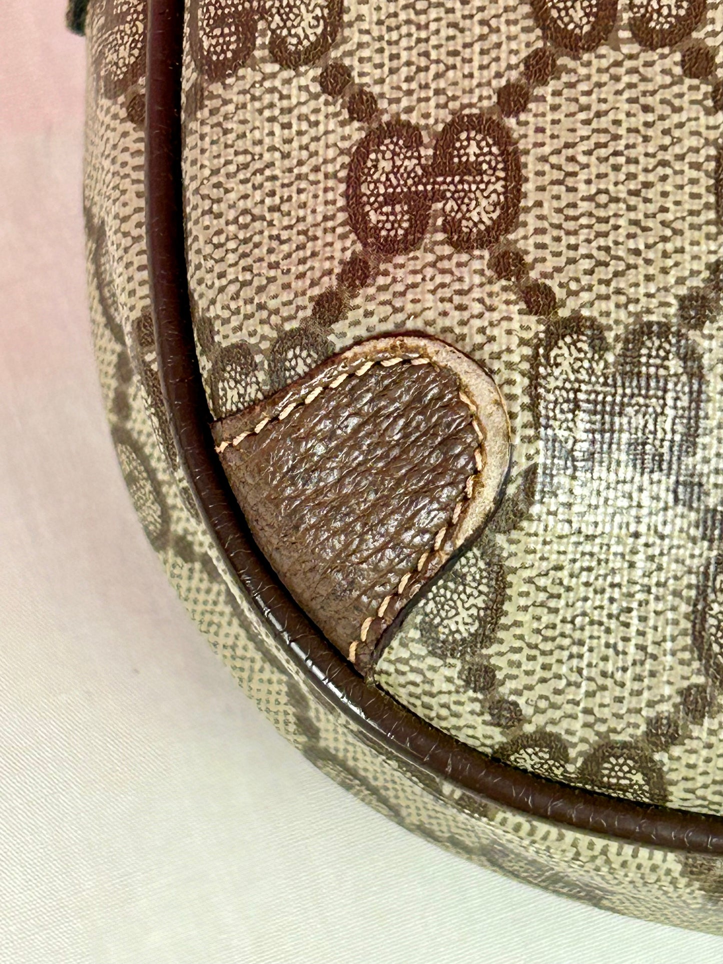 Small Round Sherry Line