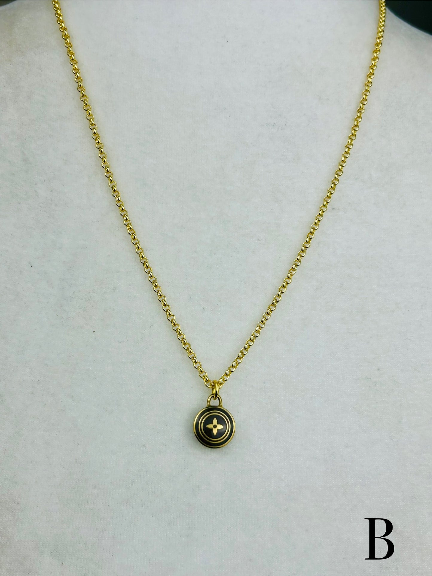 Brown Pastilles Charm Necklace