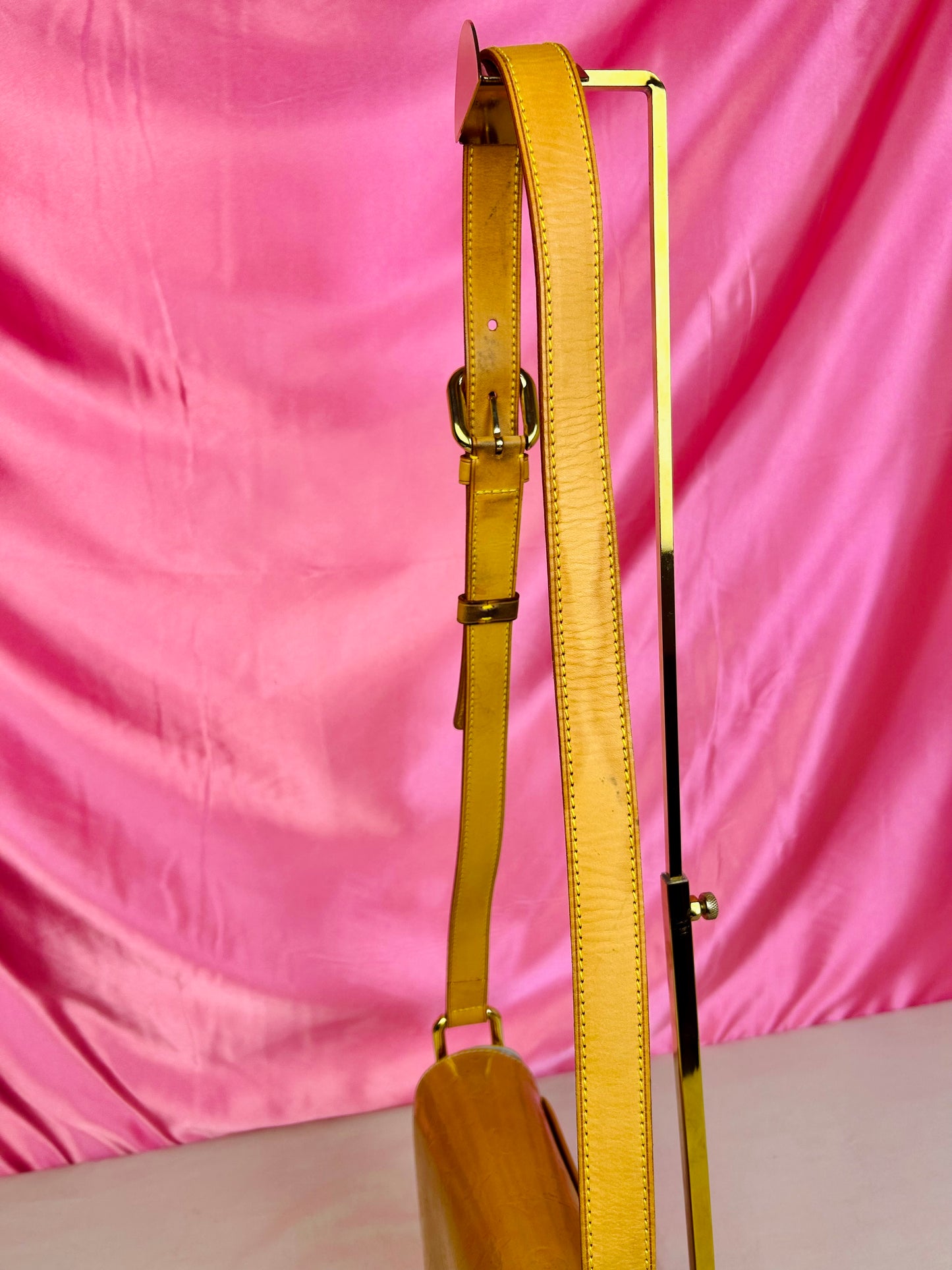 Christie GM in Yellow Vernis