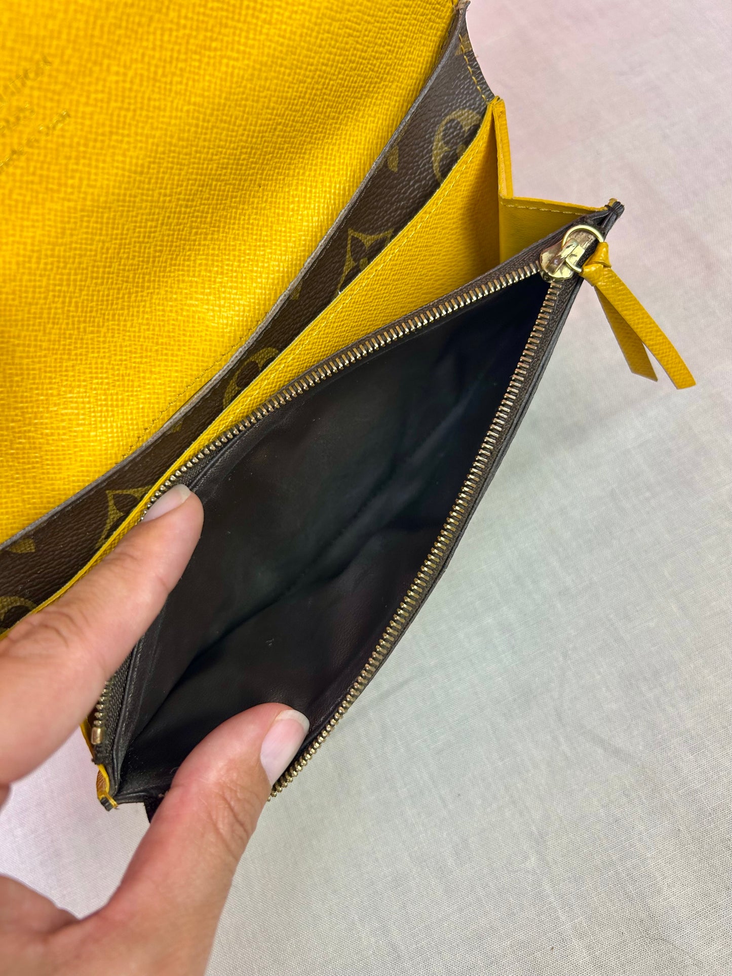Emilie Wallet