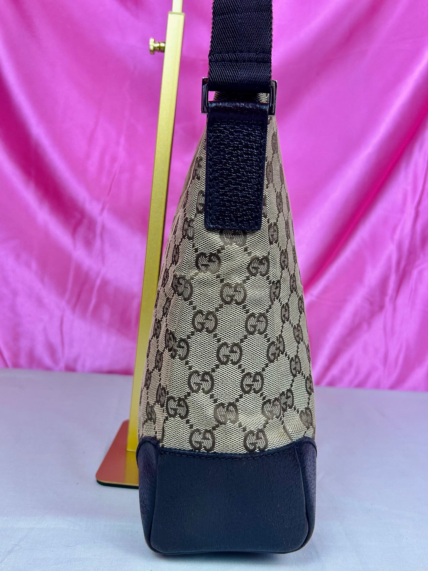 Large Gucci Supreme Crossbody