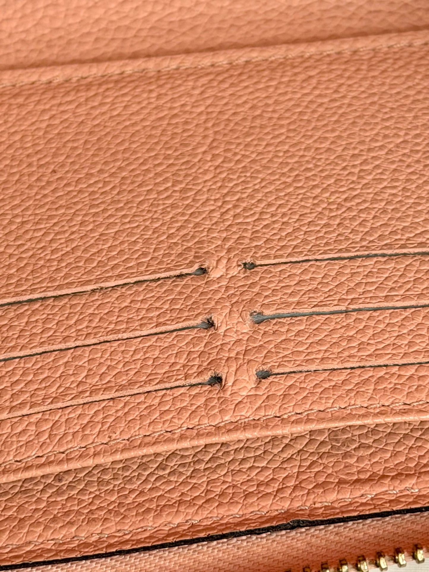 Rose Zippy Empreinte Wallet