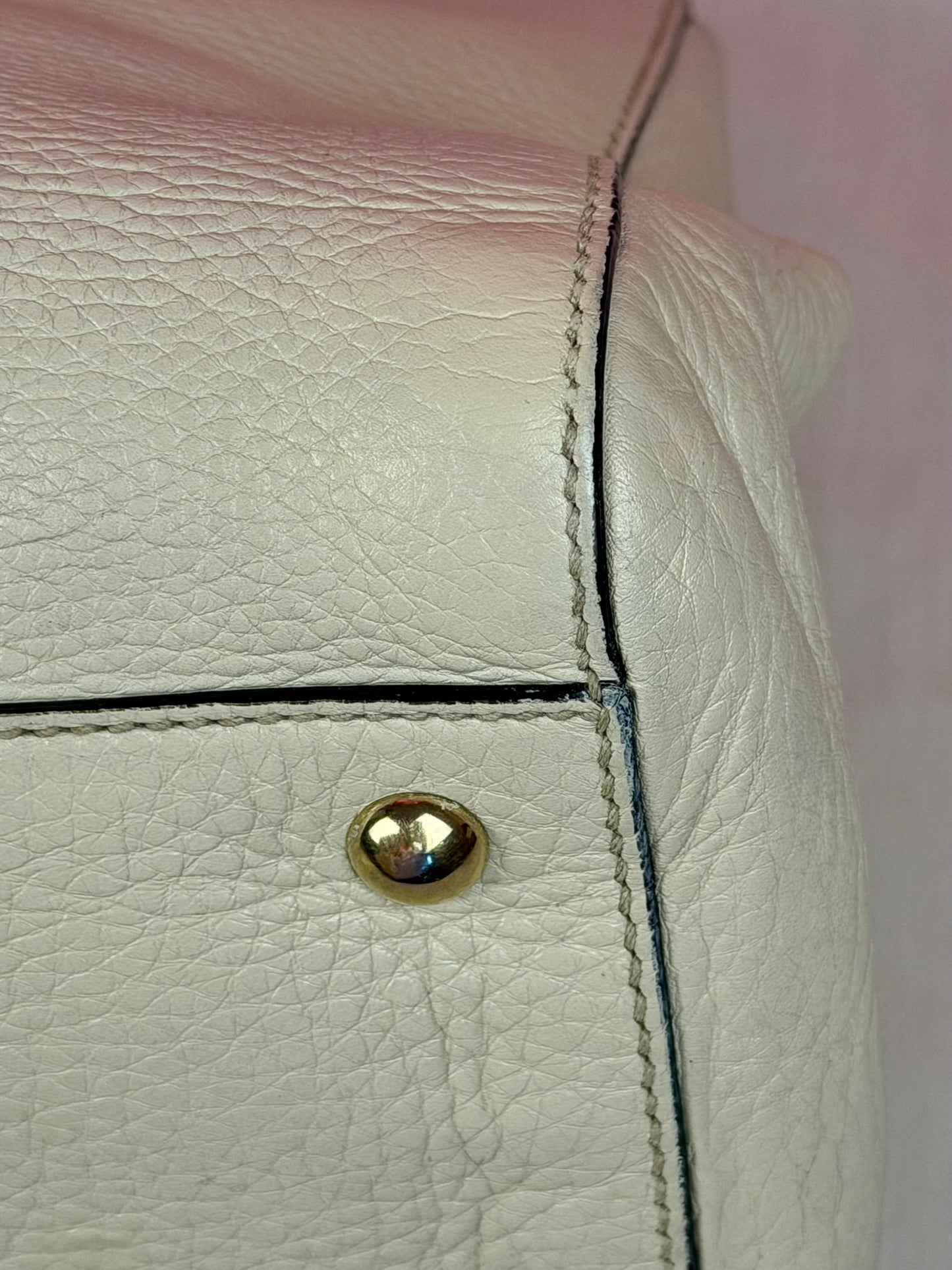 White Leather Interlocking G