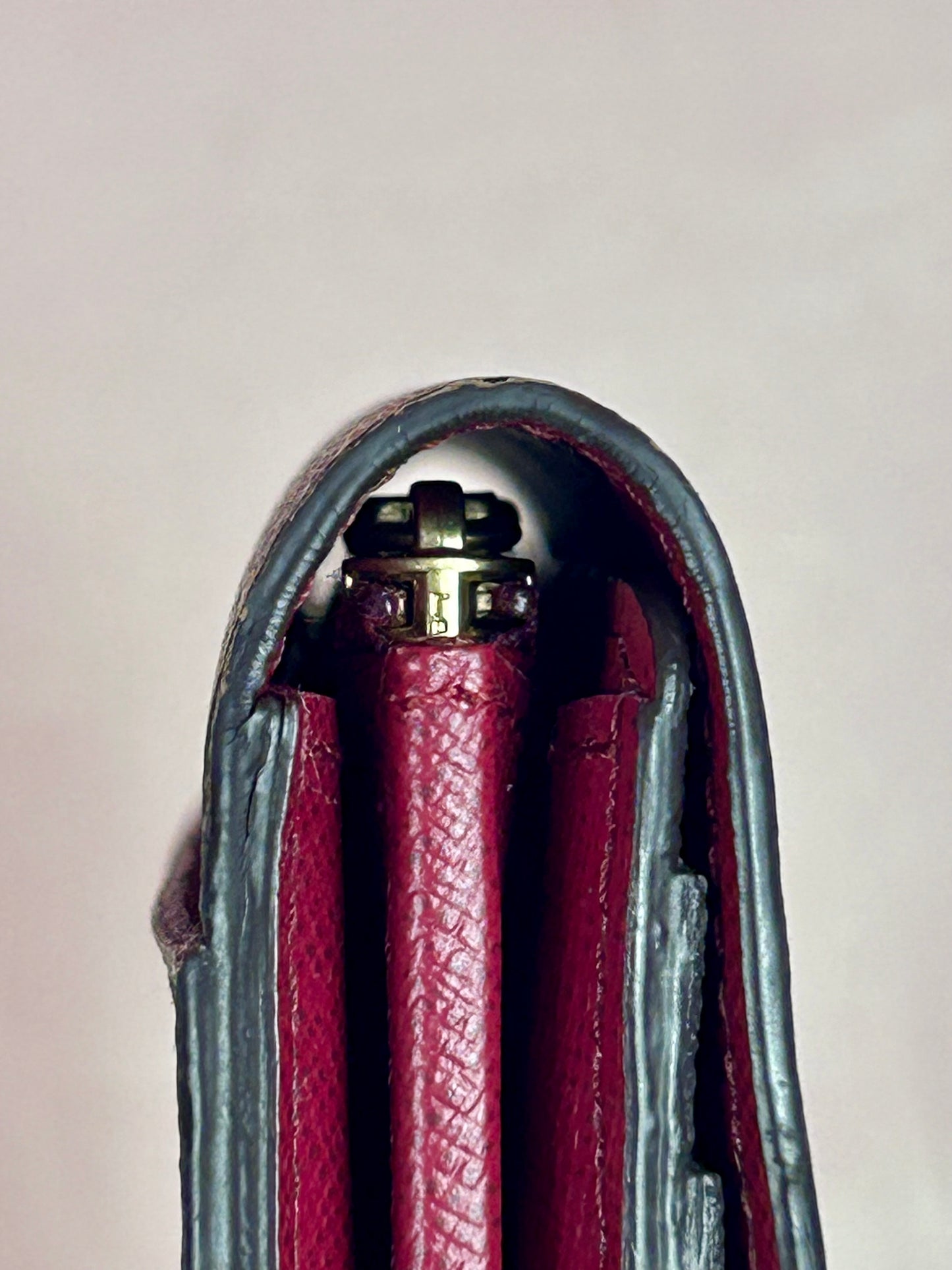 Sarah Wallet NM Monogram/Berry