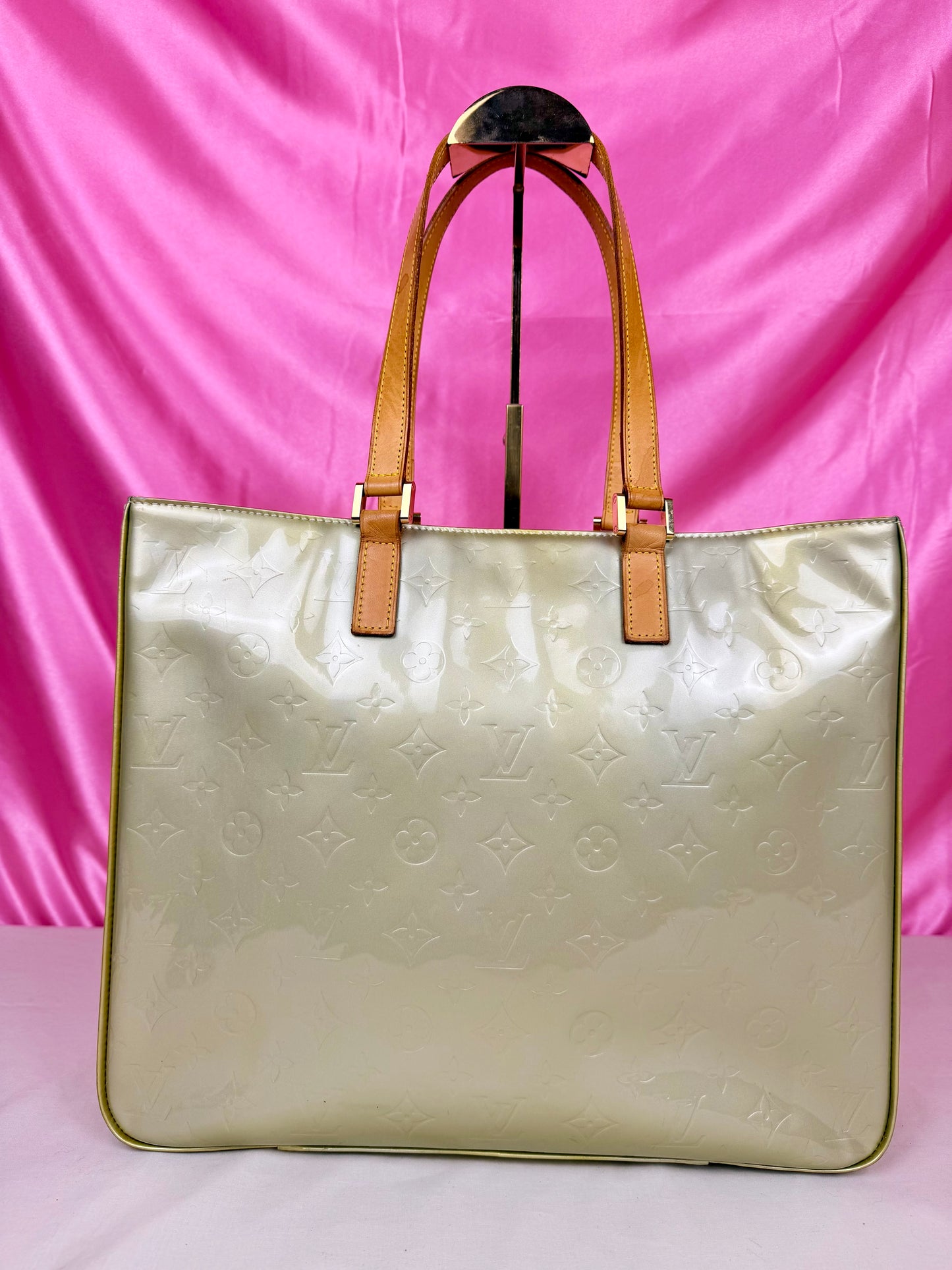 Colombus Tote in Green Vernis