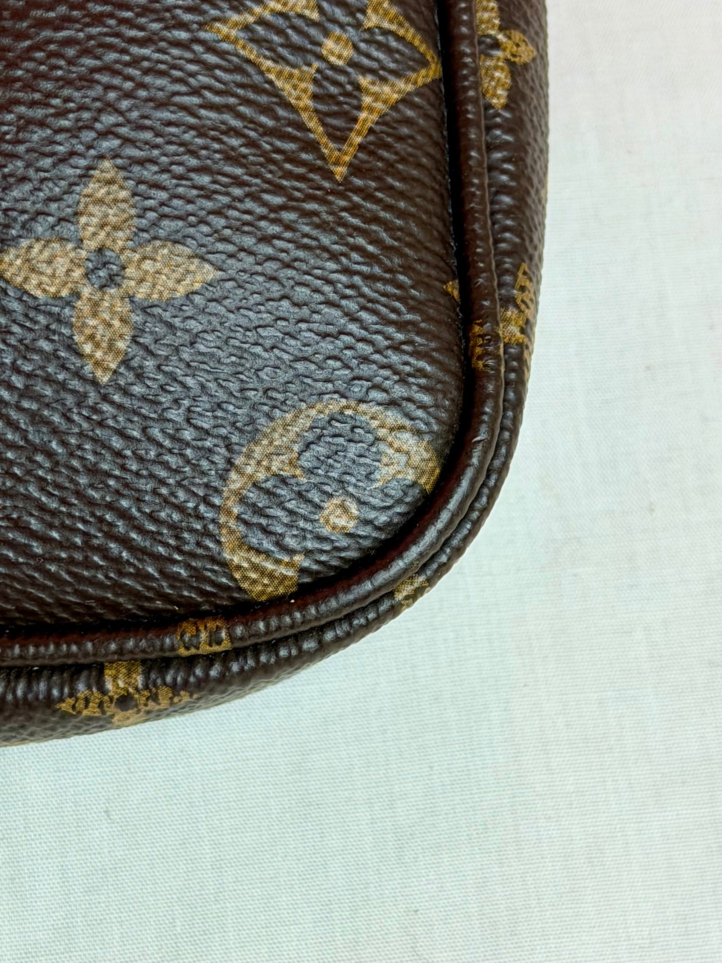 Small Pochette with Chain
