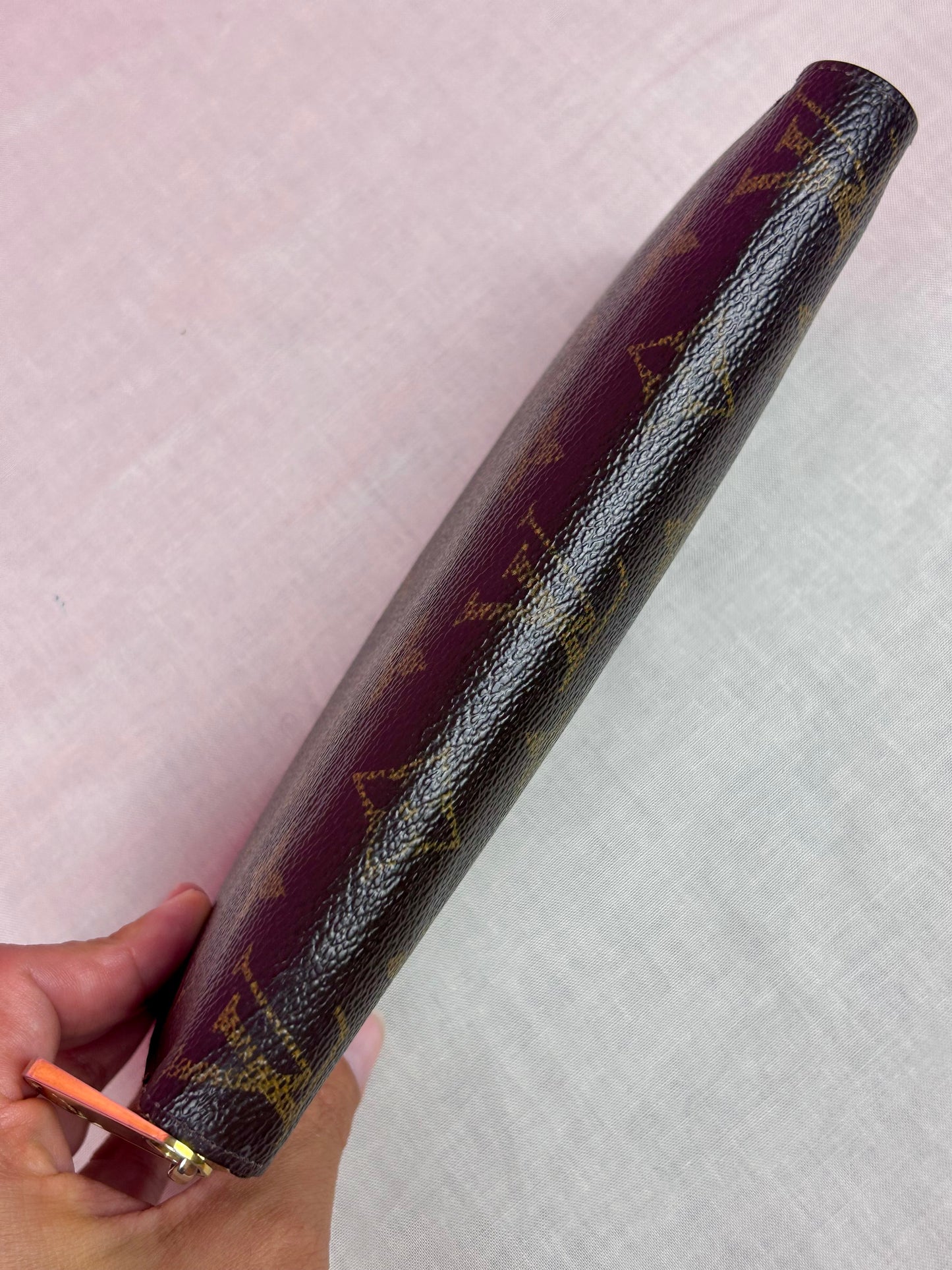 Louis Vuitton Monogram Zippy Wallet