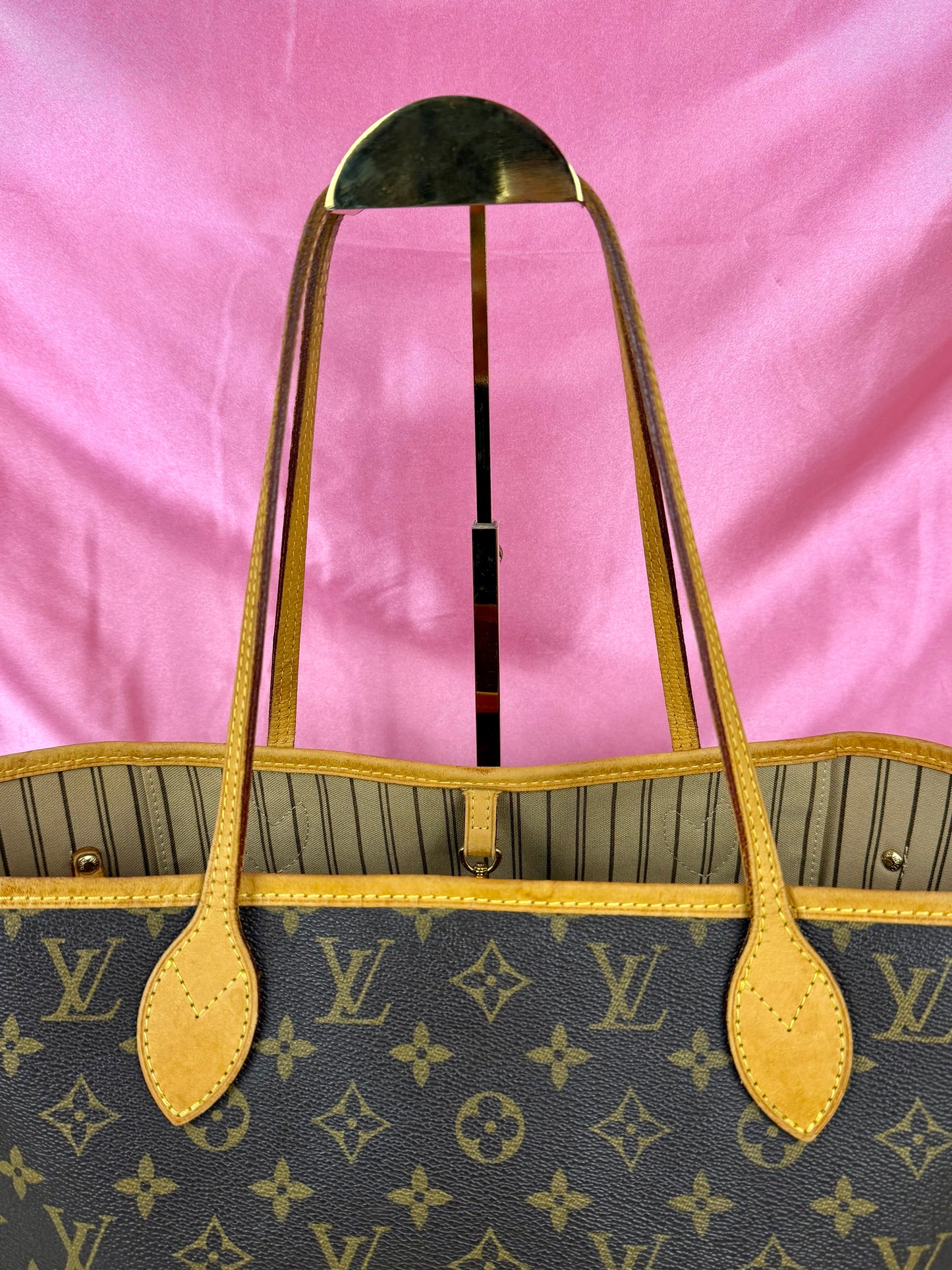 Neverfull MM in Monogram/Beige