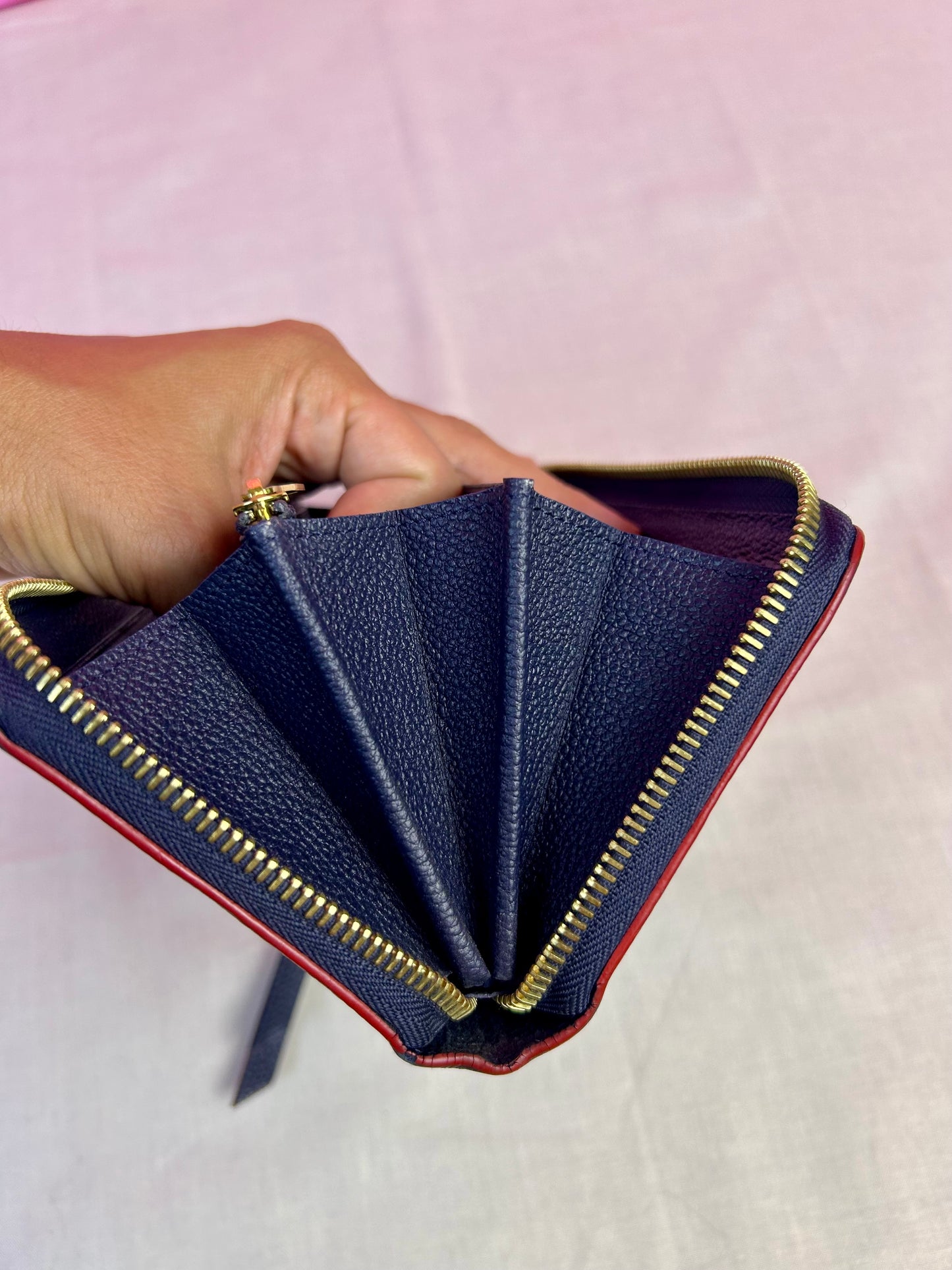 Navy Empreinte Zippy Wallet