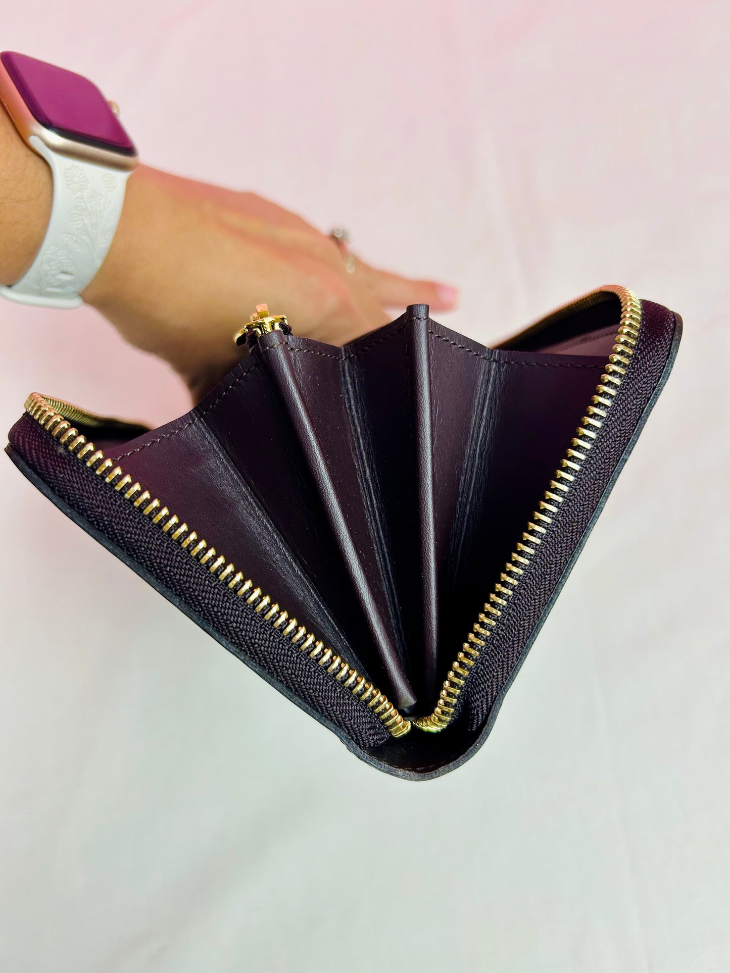 Magenta Vernis Zippy Wallet