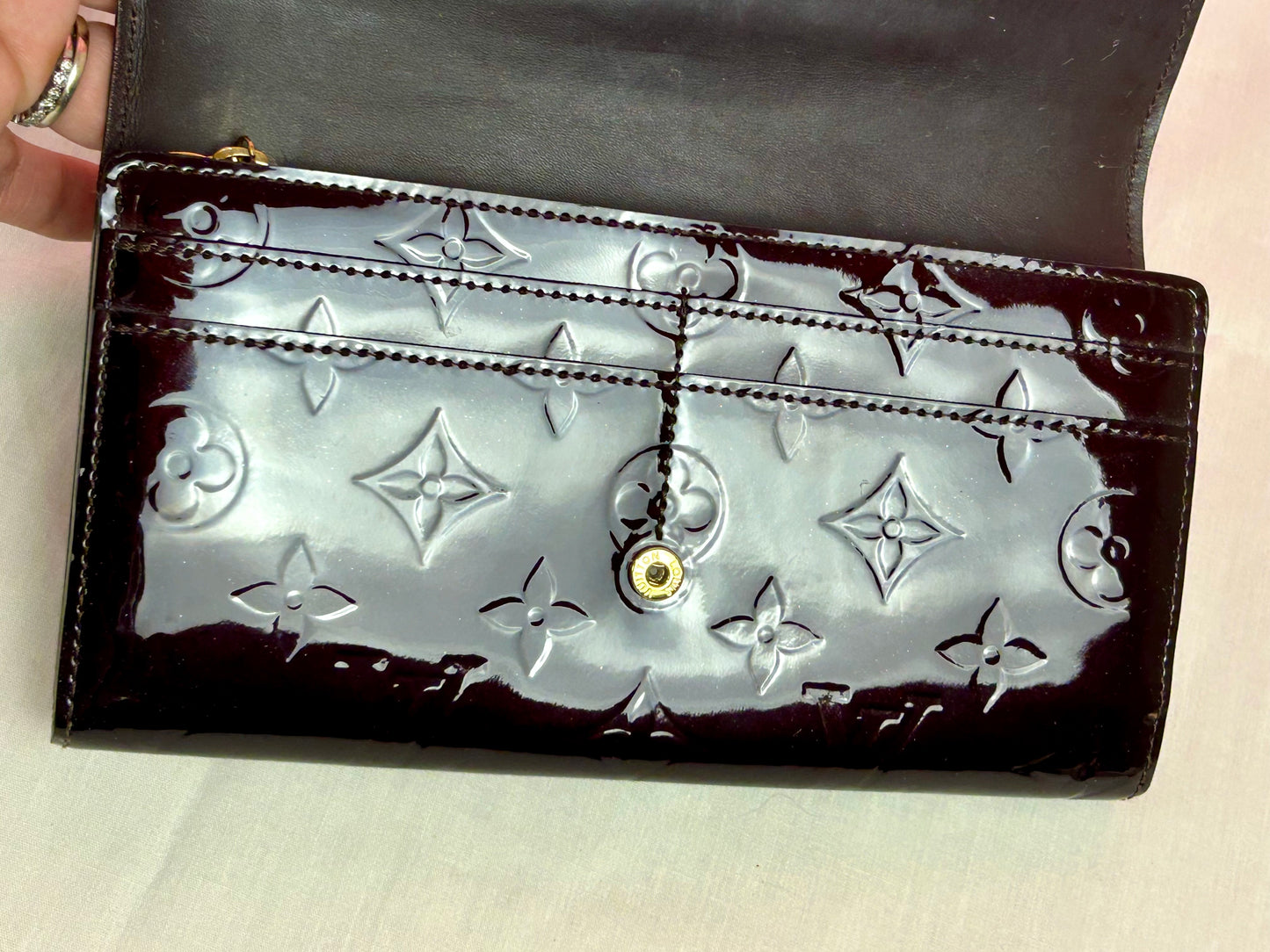 Dark Plum Vernis Sarah Wallet