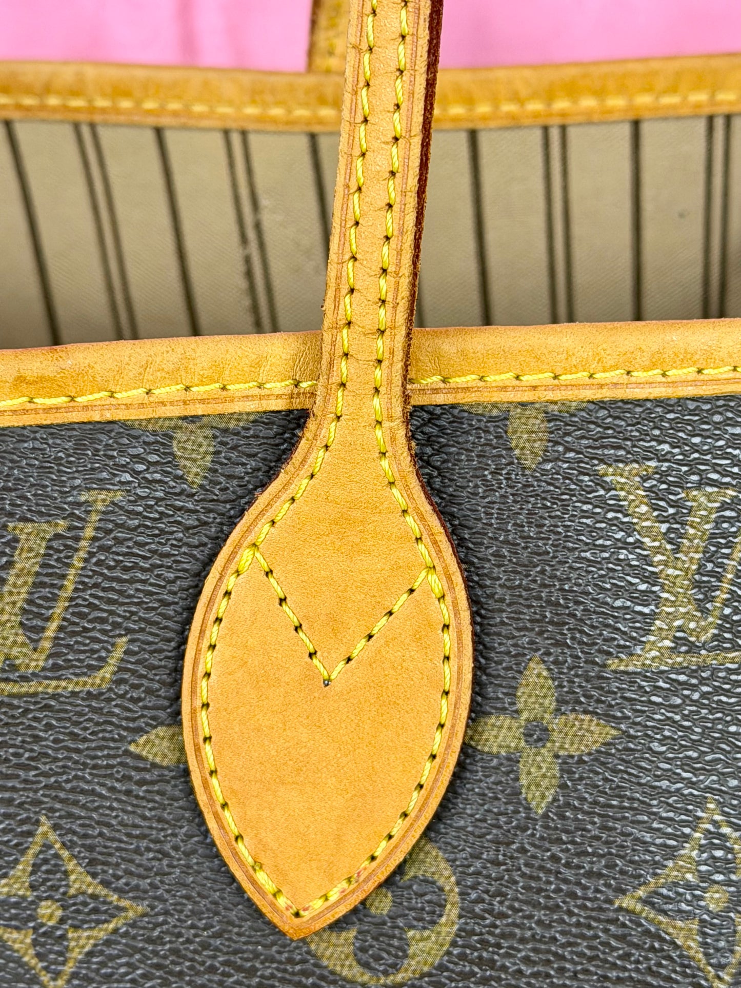 Neverfull MM in Monogram/Beige