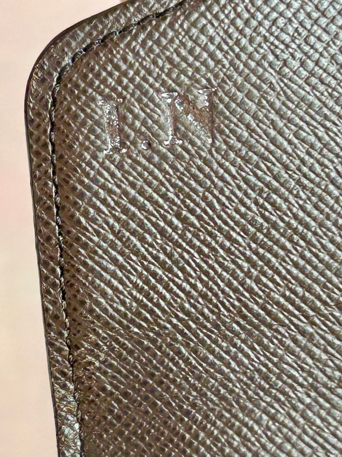 New Model Sarah Wallet in DE