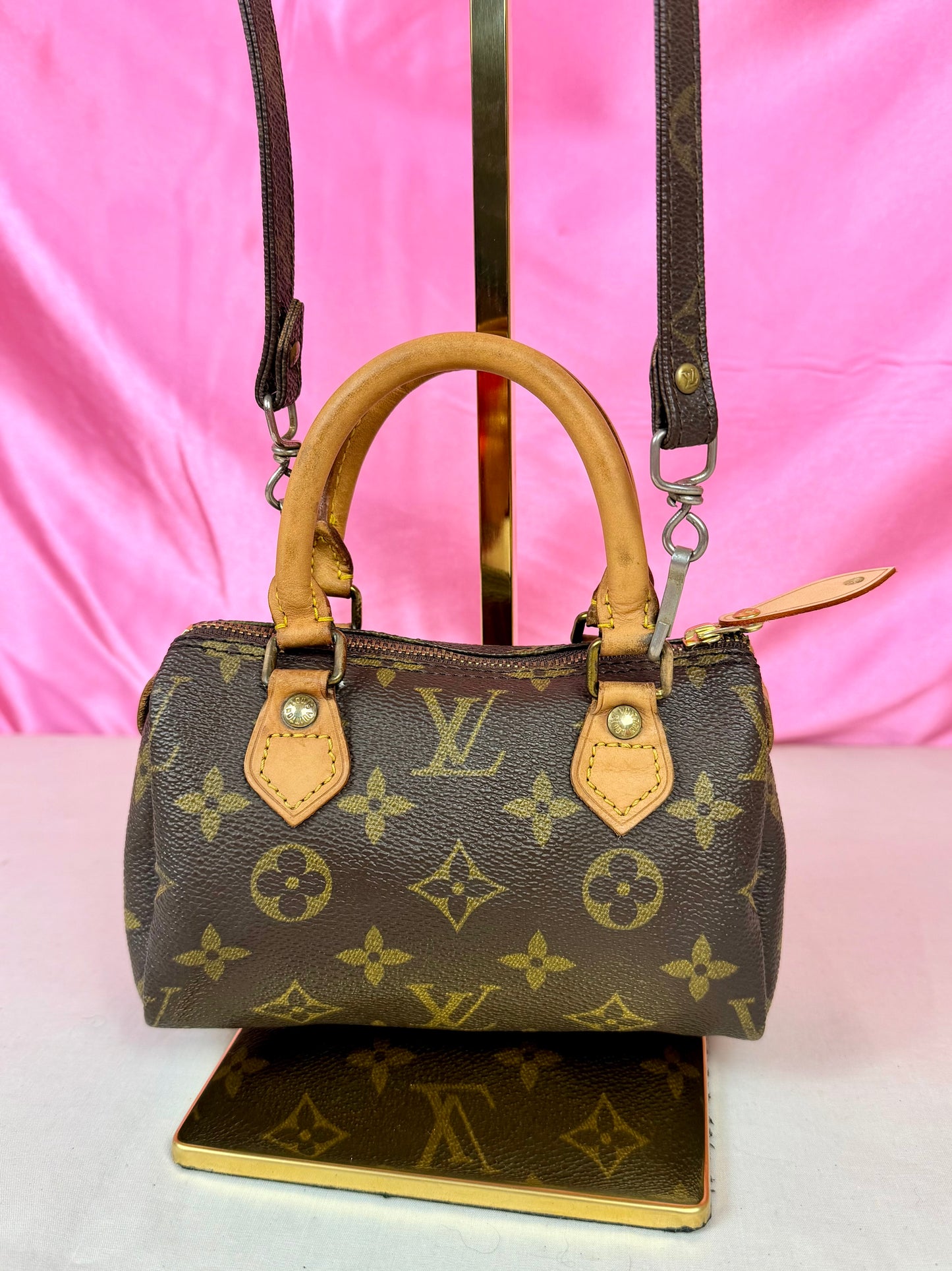 Mini Speedy HL with Strap