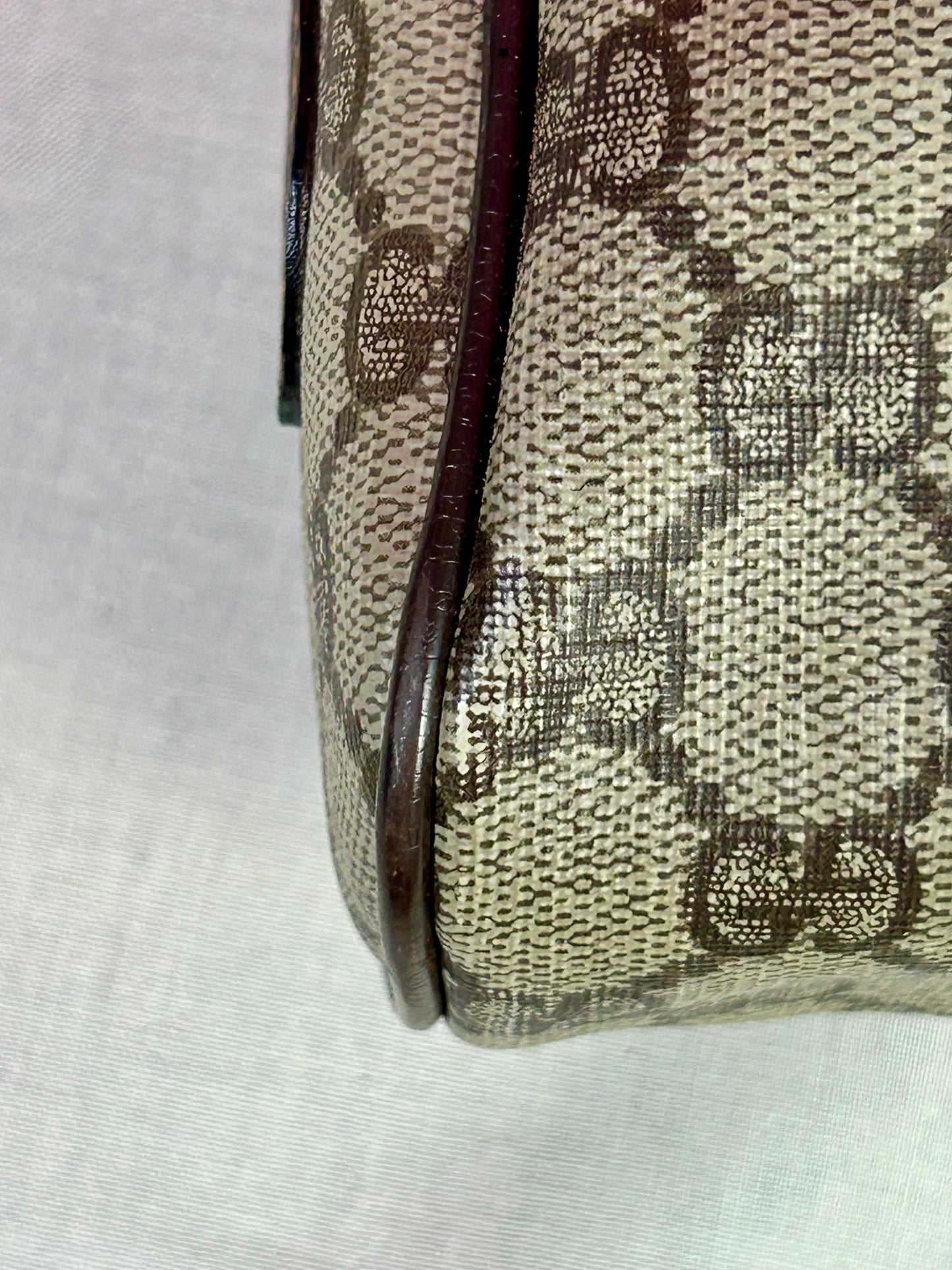 Gucci Large Sherry Line