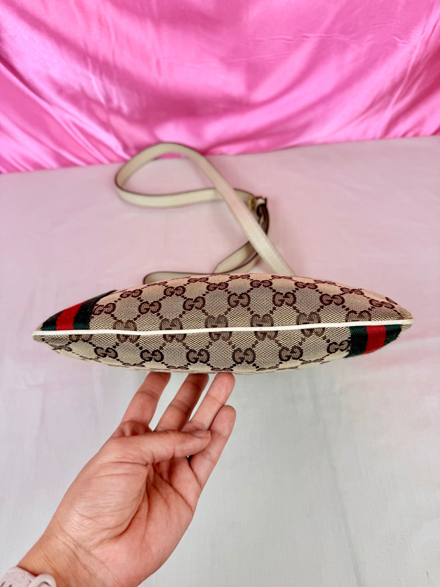 White Sherry Line Crossbody