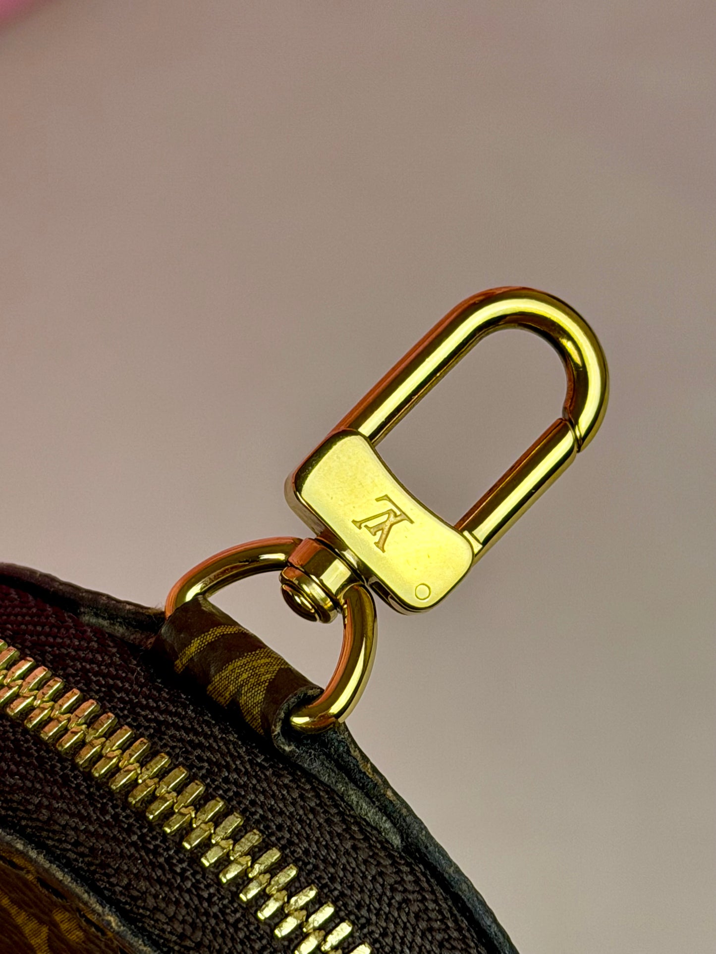 Round Coin Pouch