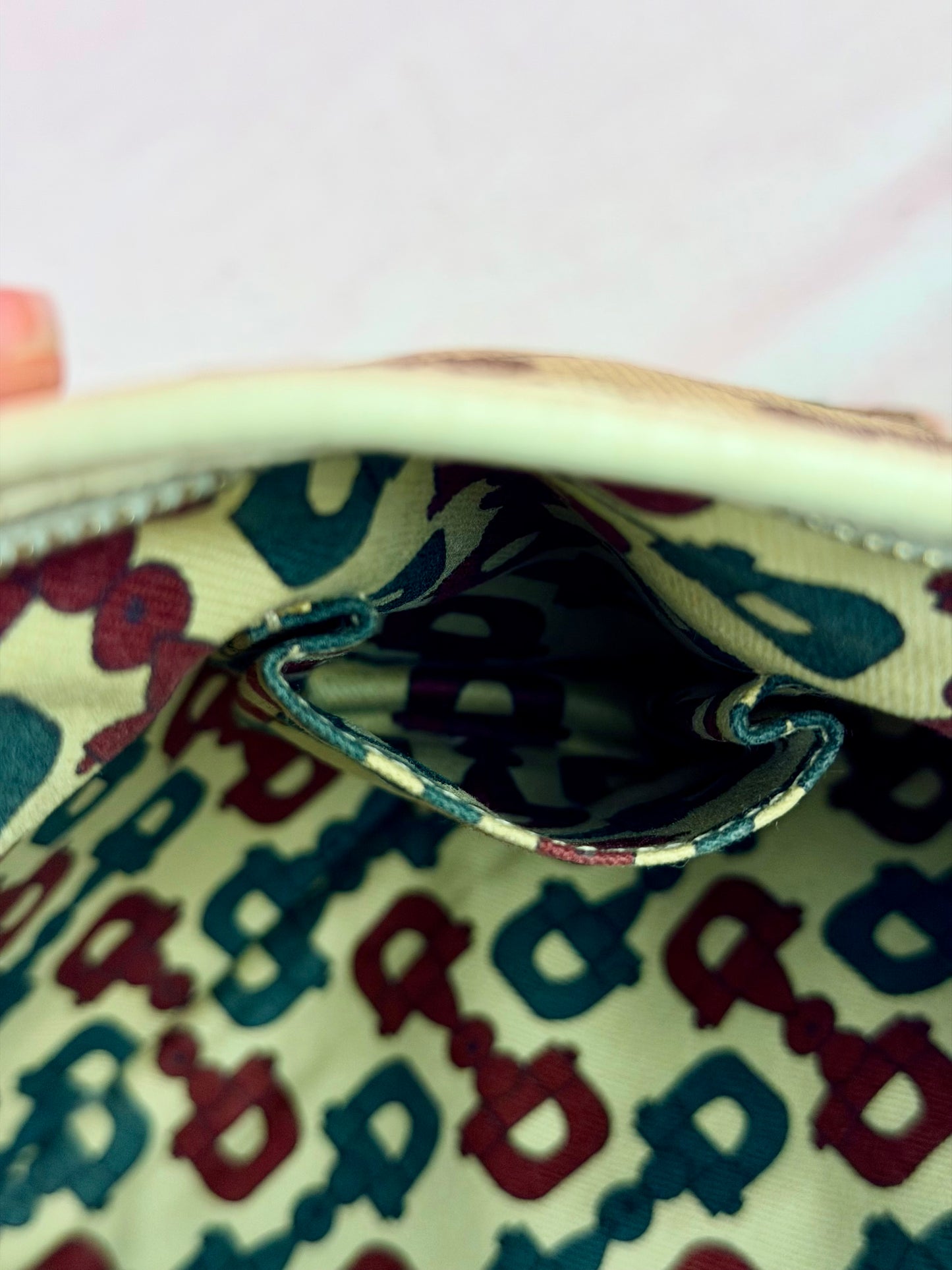 White Sherry Line Crossbody