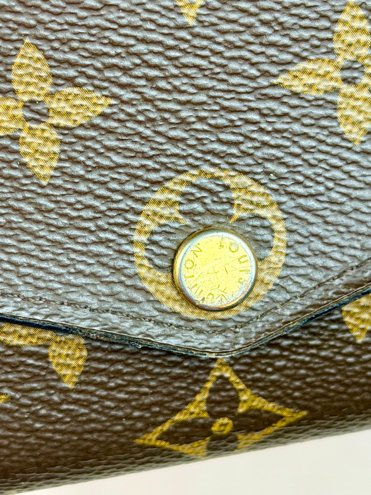 Sarah Wallet NM Monogram/Berry