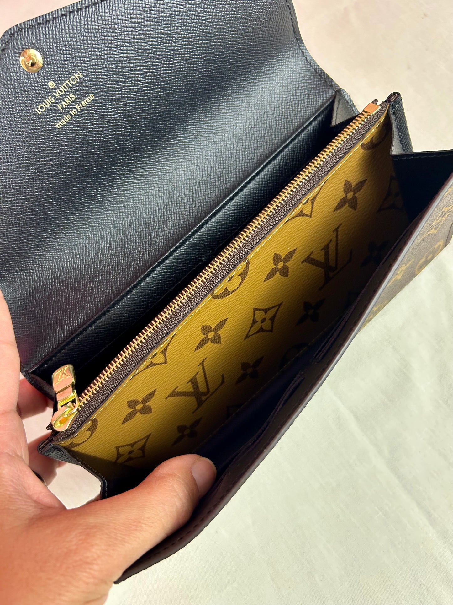 Reverse Monogram Sarah Wallet