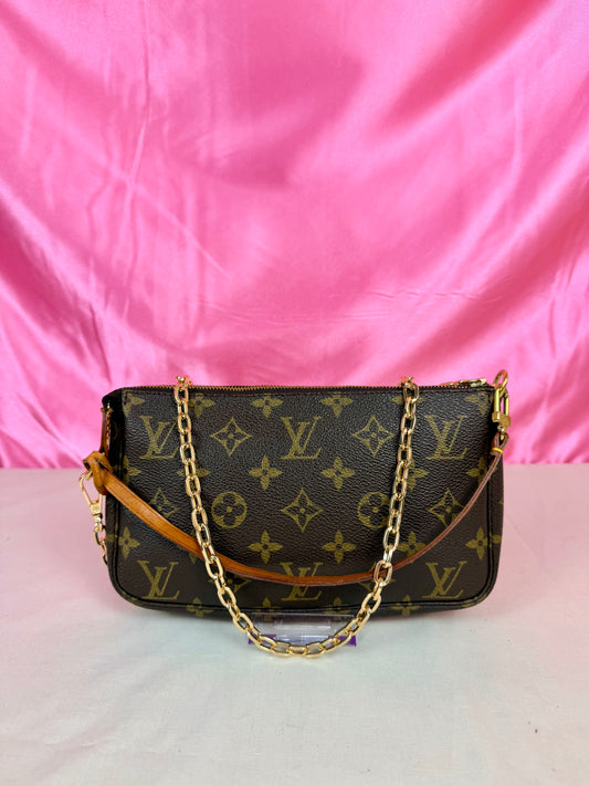 Pochette Accessories