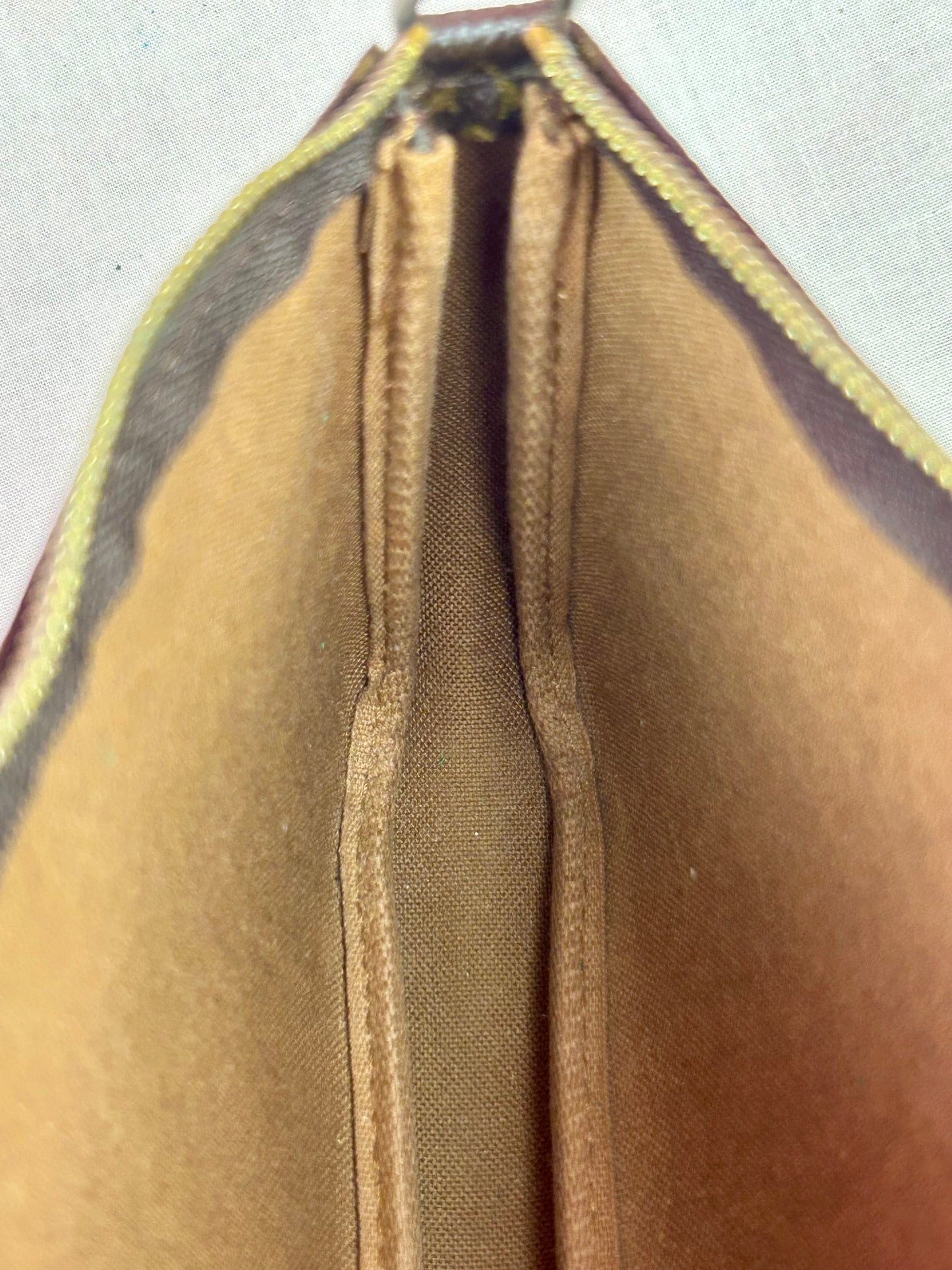 Pochette Accessories