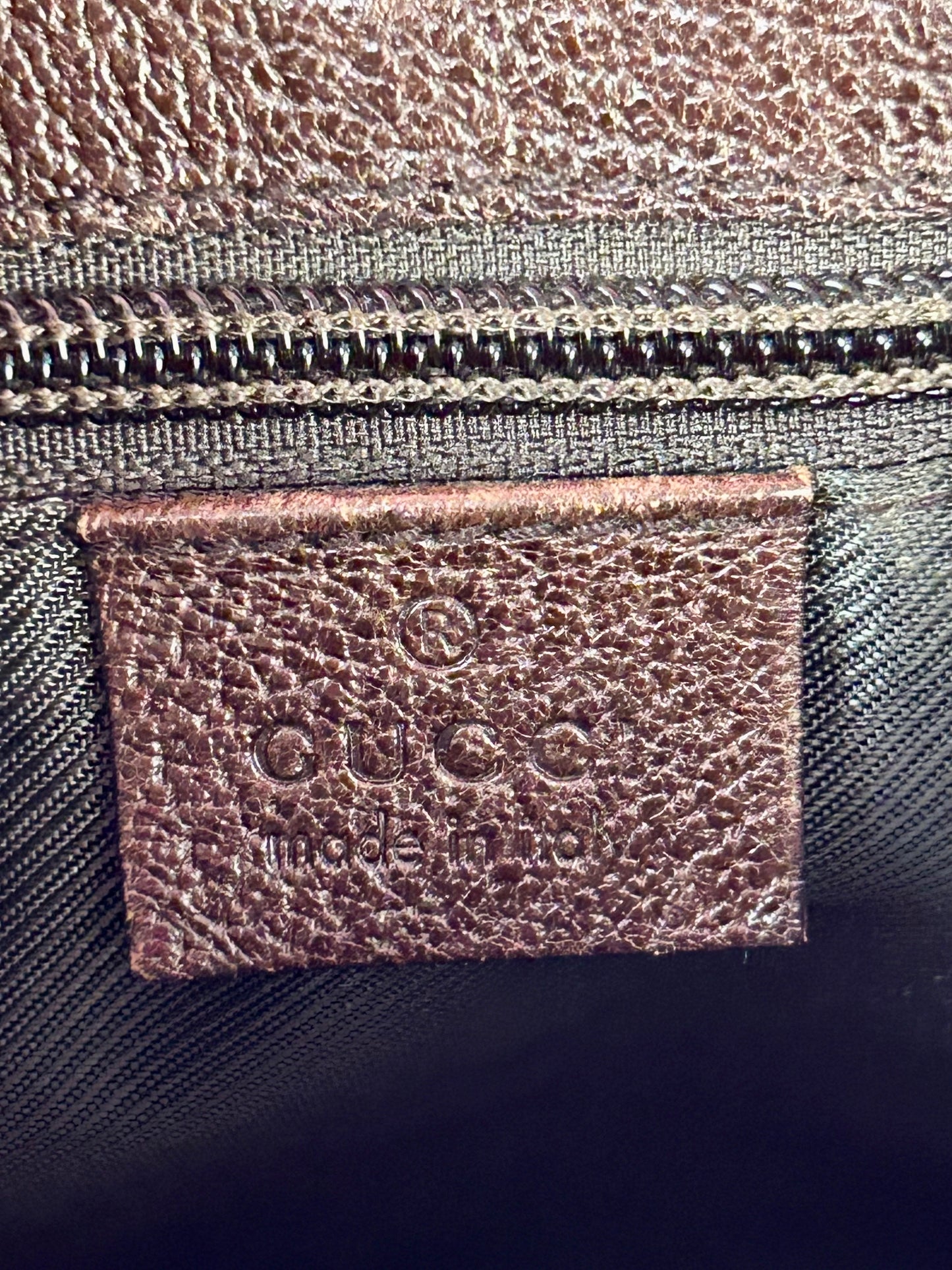 Gucci Supreme Crossbody (New Model)