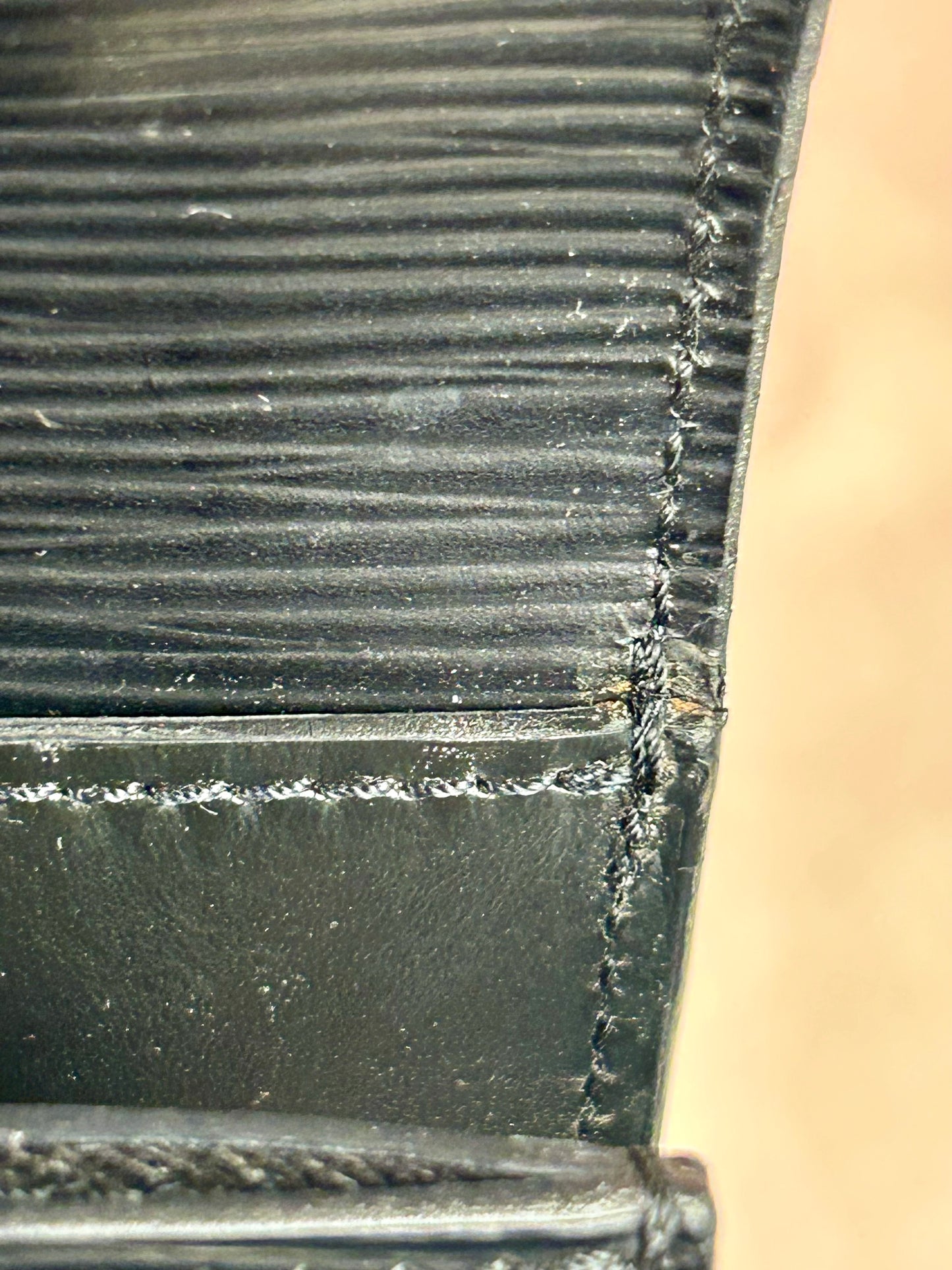 Black Epi Monceau 28