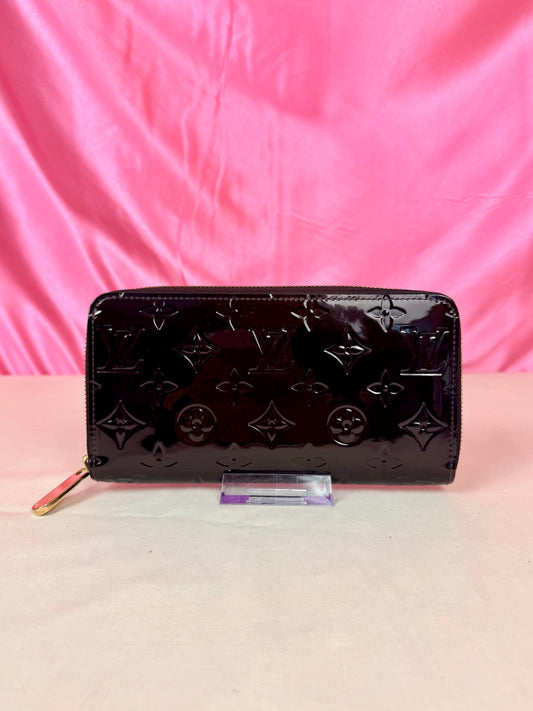 Purple Vernis Zippy Wallet