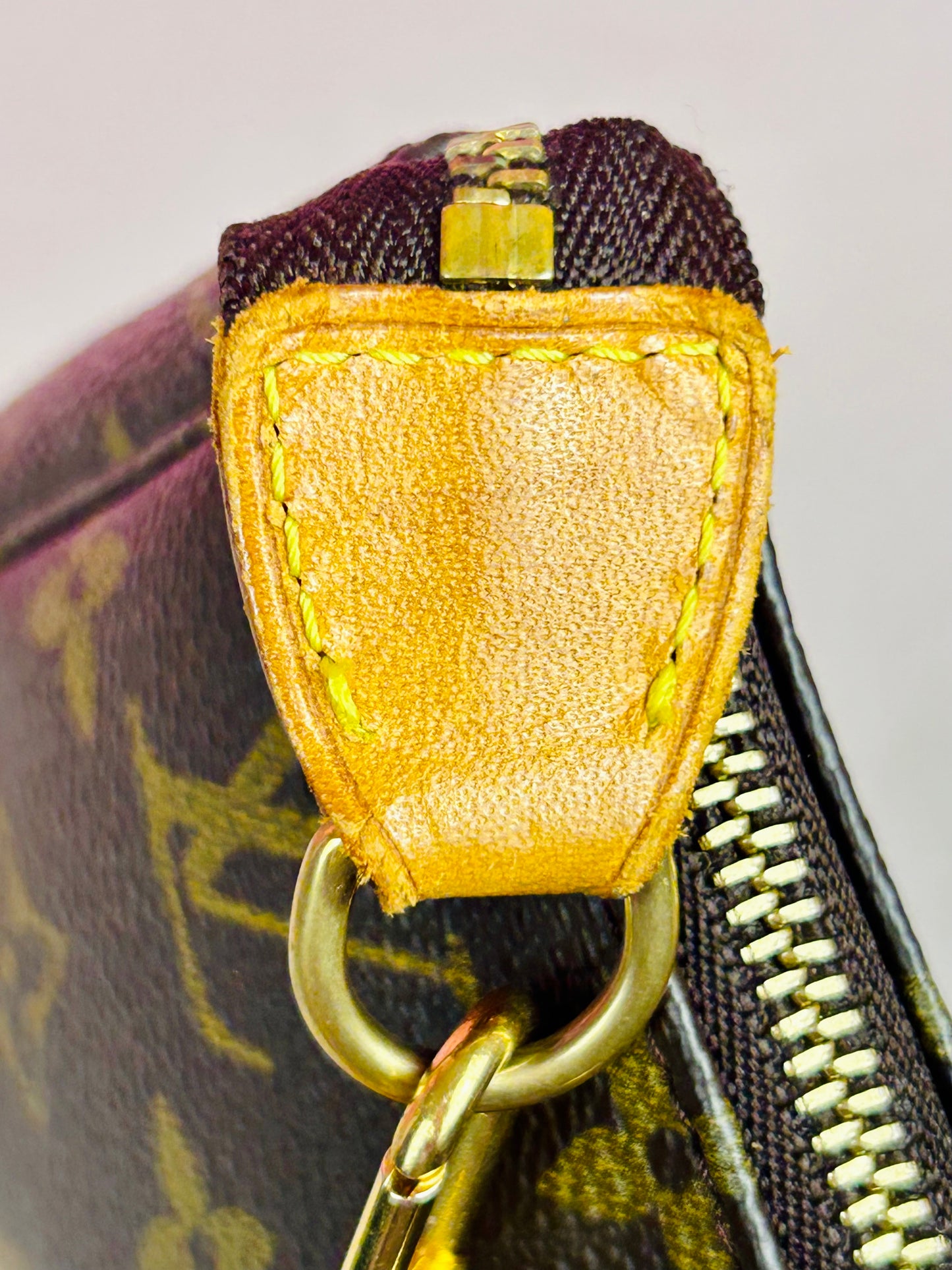 Pochette Accessories