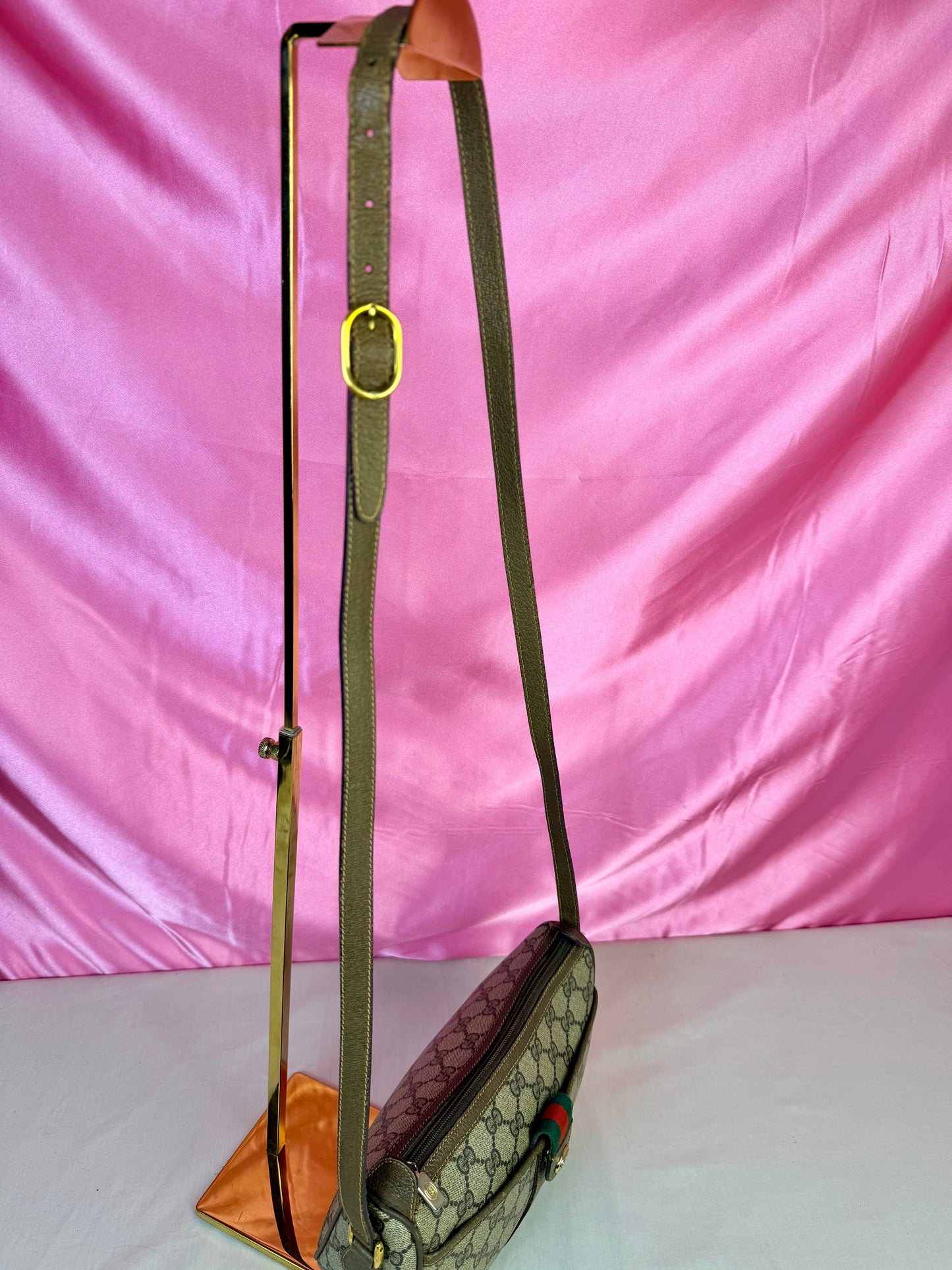 Medium Sherry Line Wedge