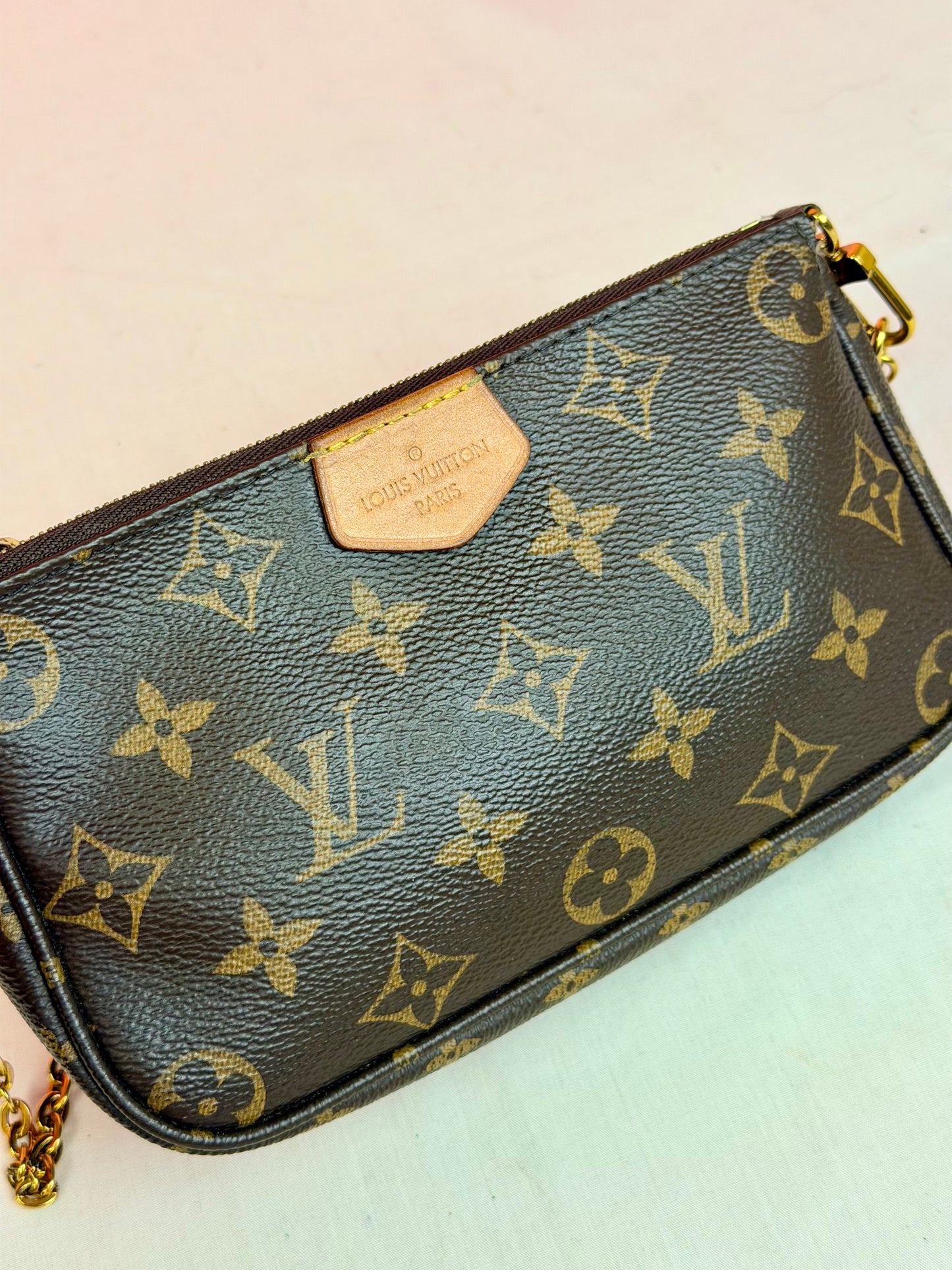 Small Pochette with Chain