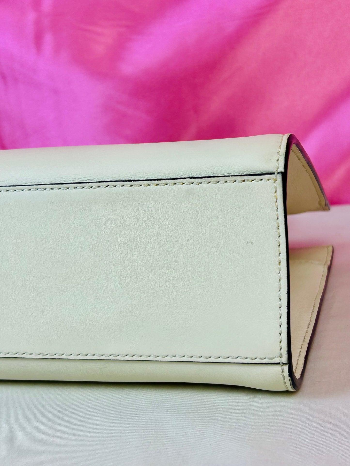 Small White Gucci Ribbon Tote