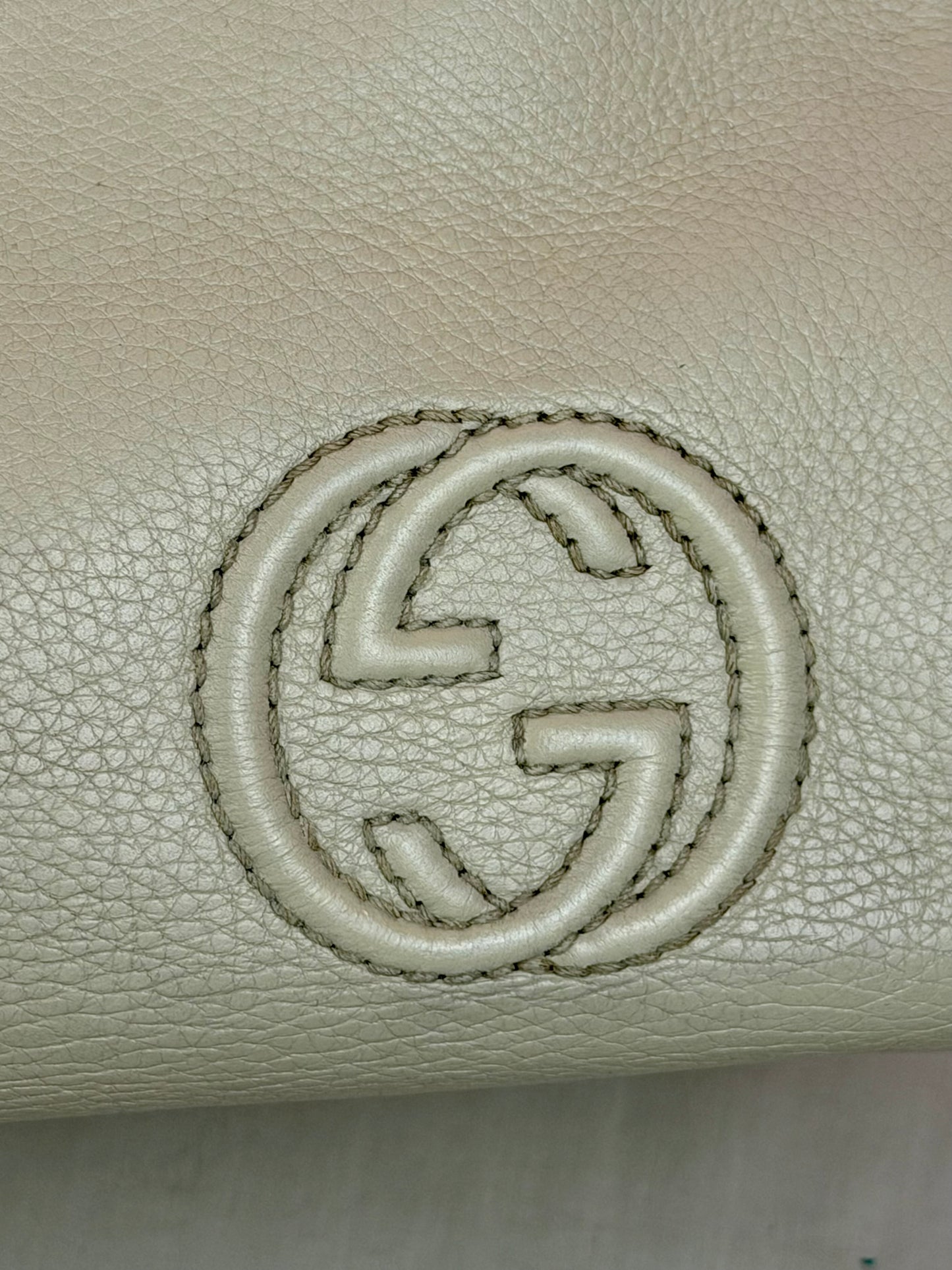 White Leather Interlocking G