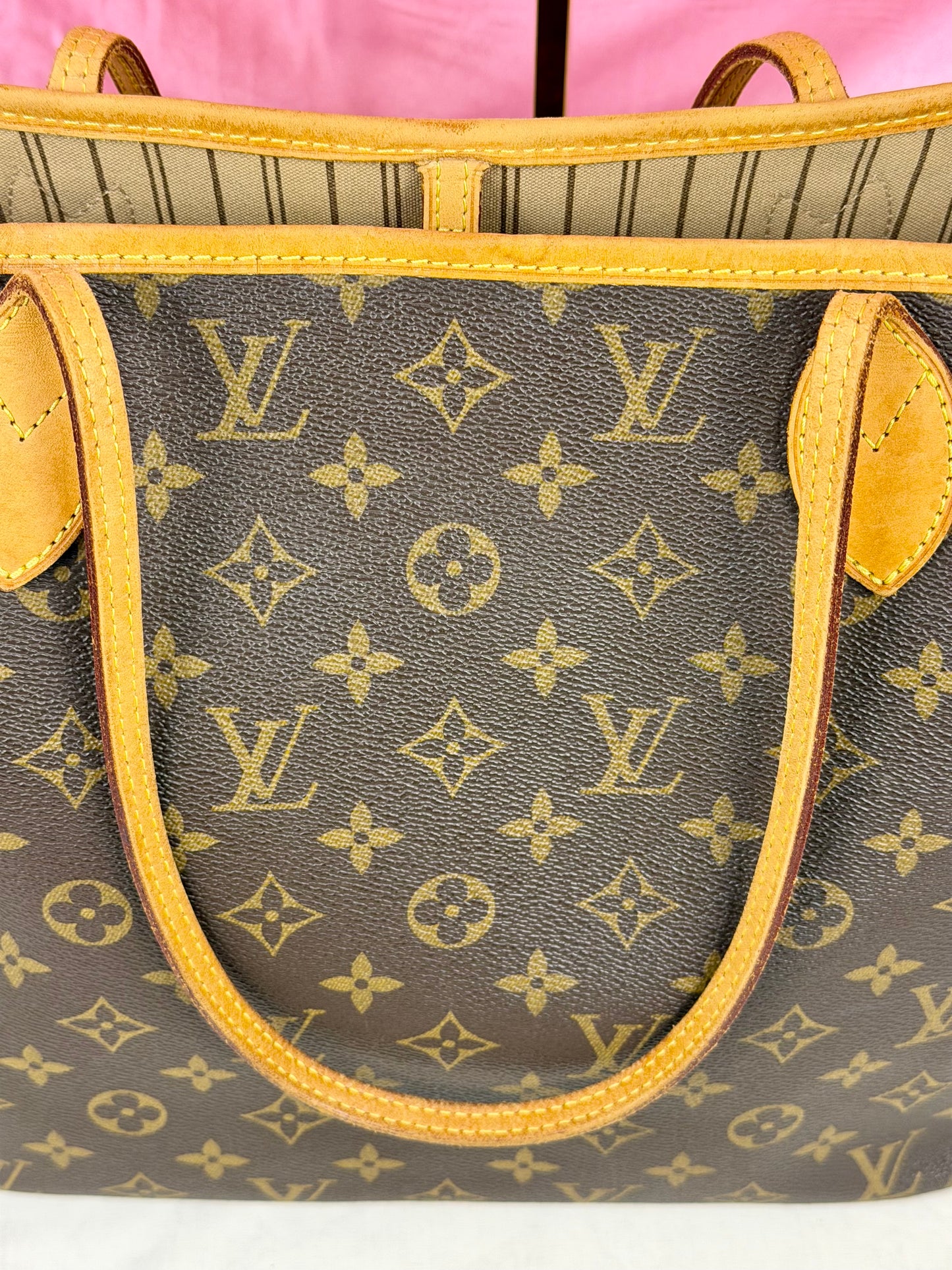 Neverfull MM in Monogram/Beige