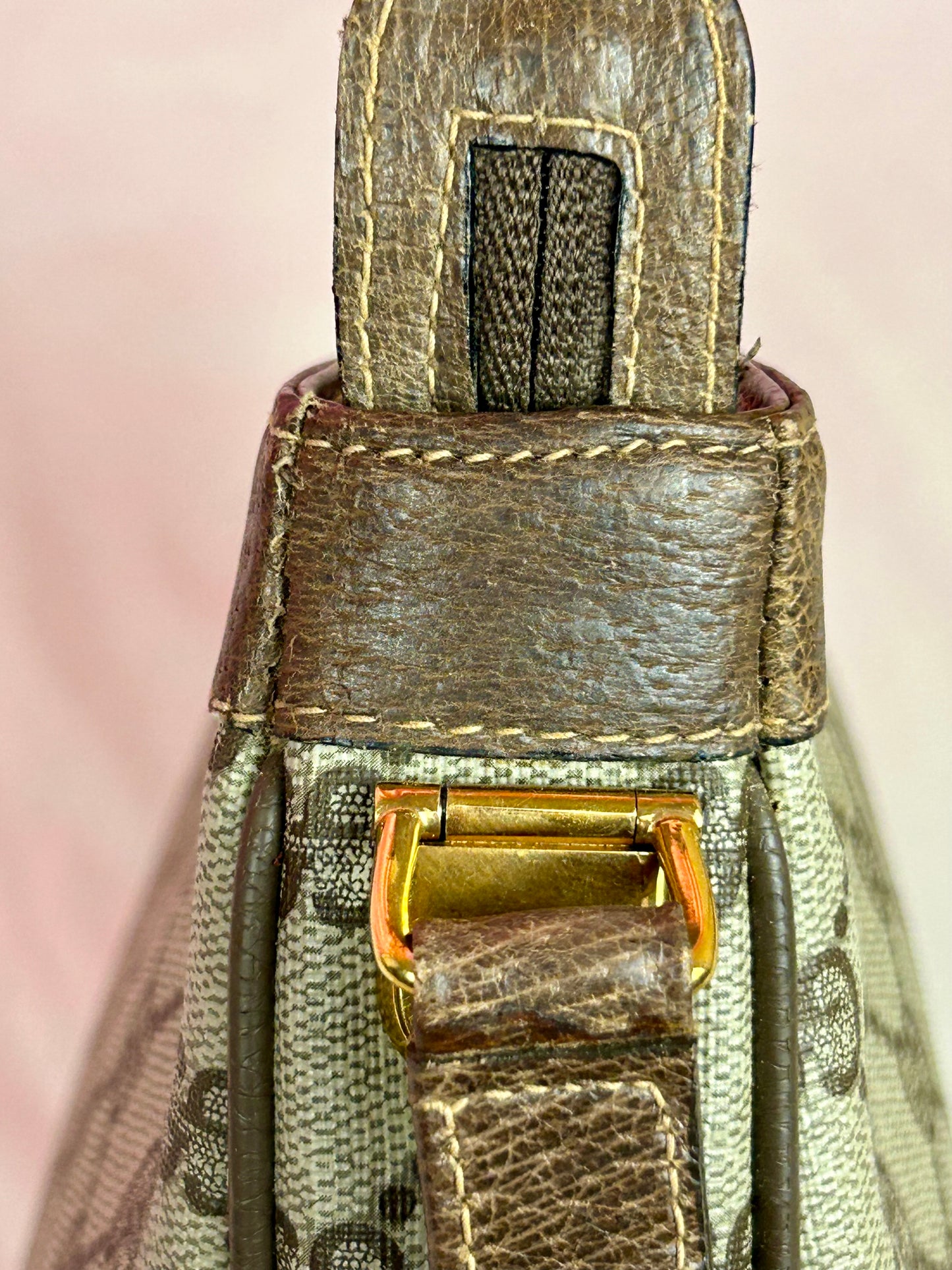 Medium Vintage Supreme