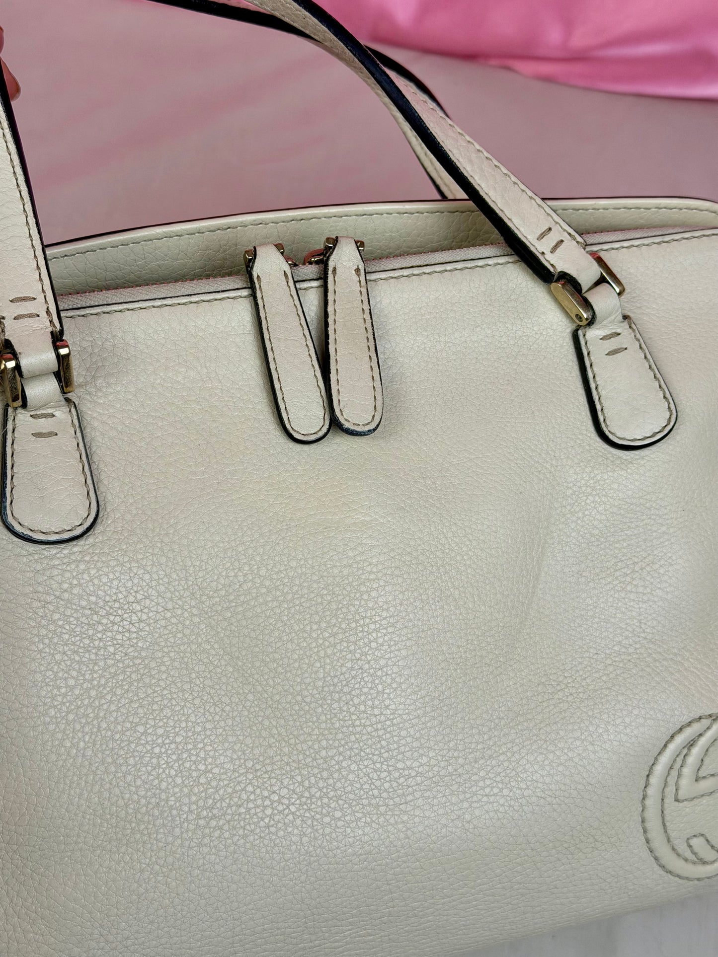 White Leather Interlocking G