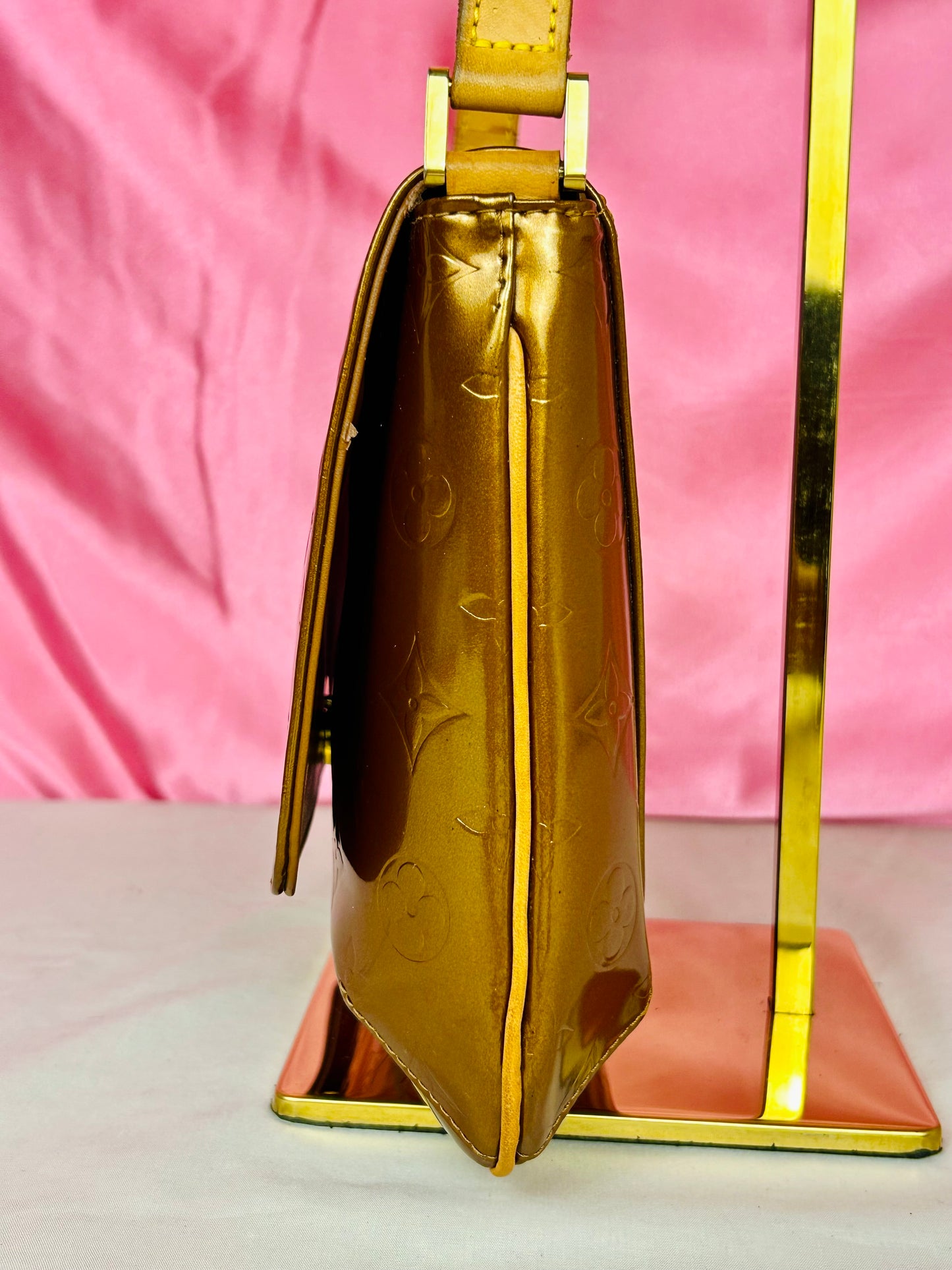 Amber Vernis Thompson