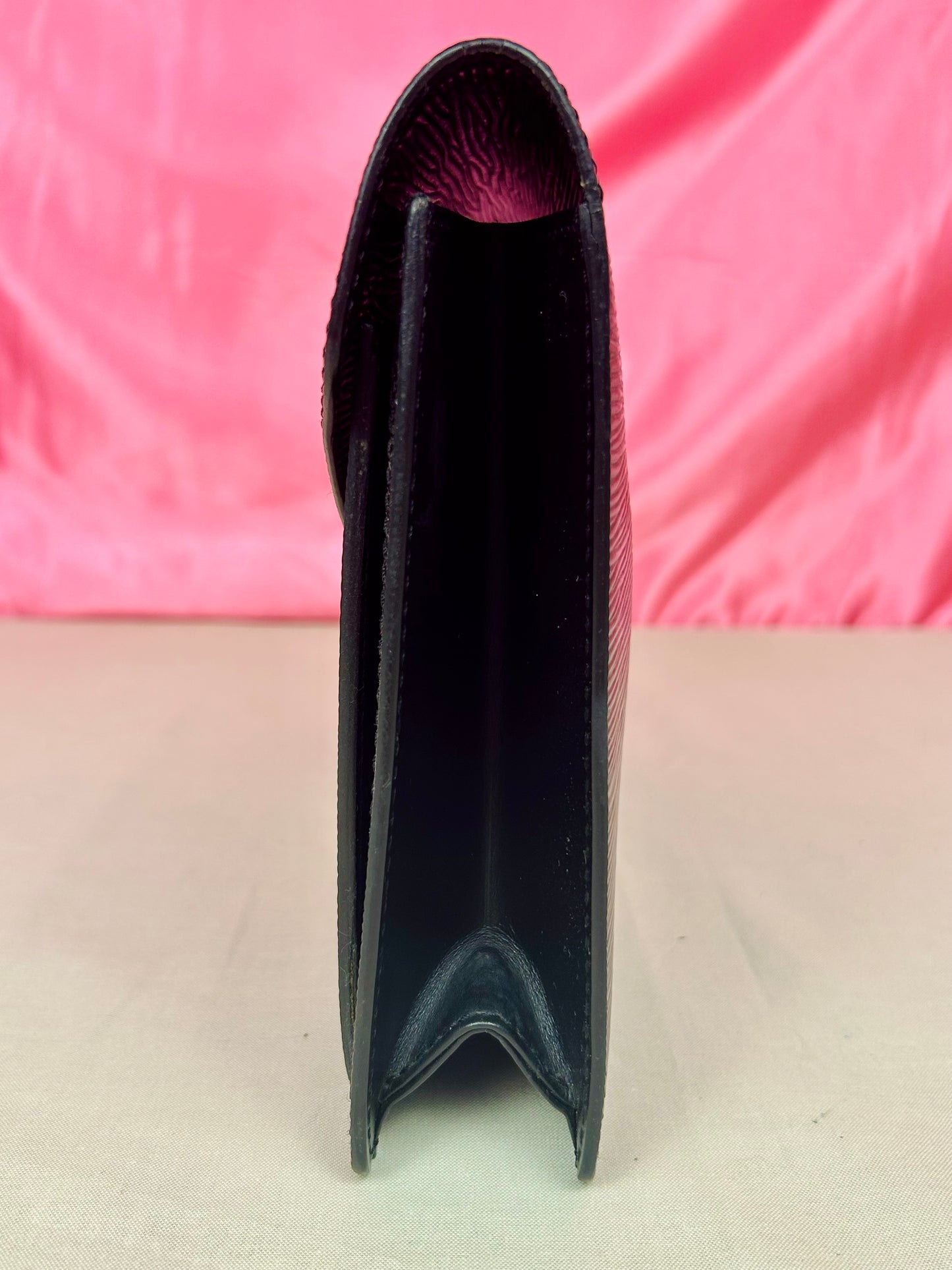 Dragonne Clutch in Black Epi