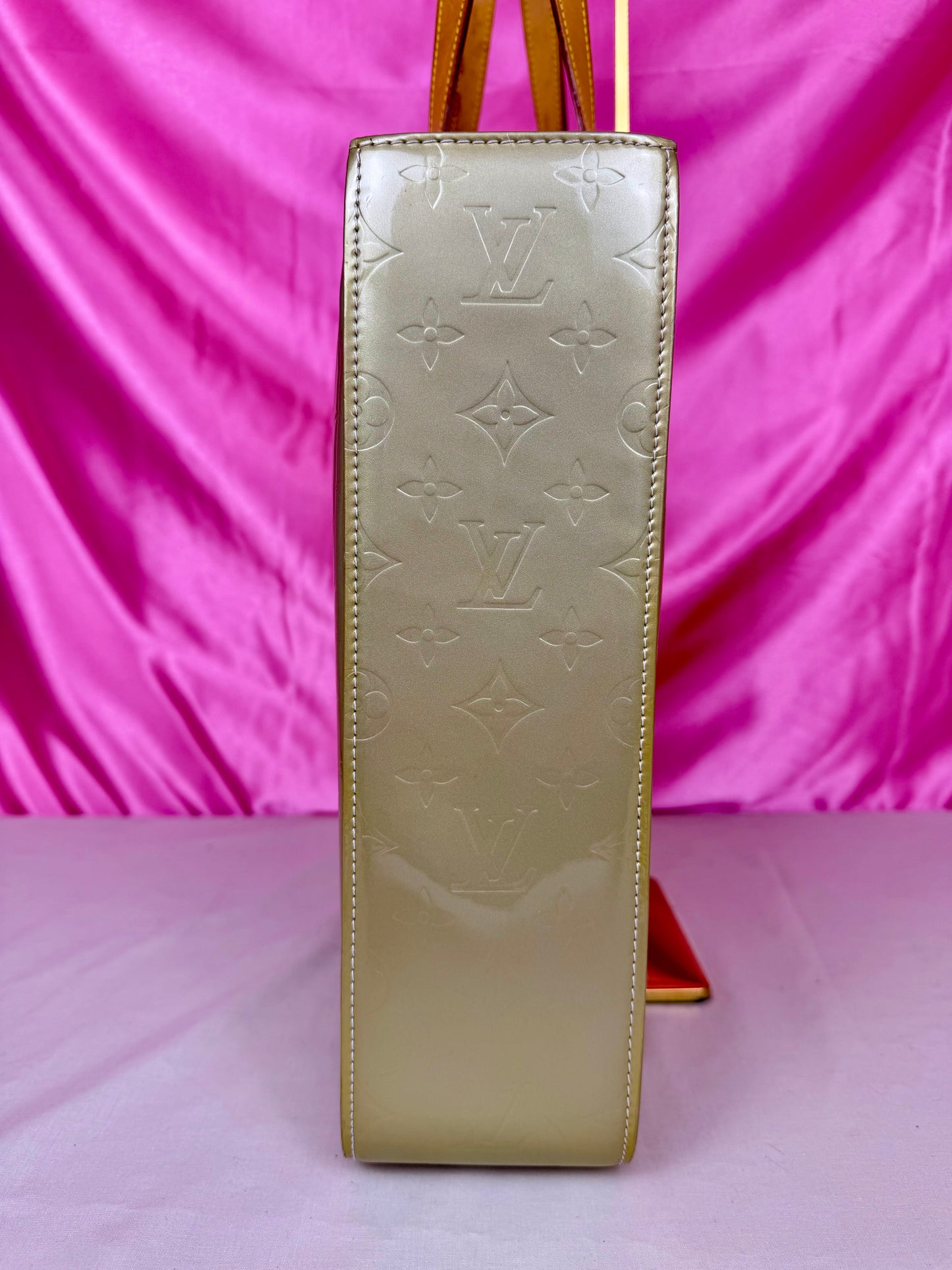 Colombus Tote in Green Vernis