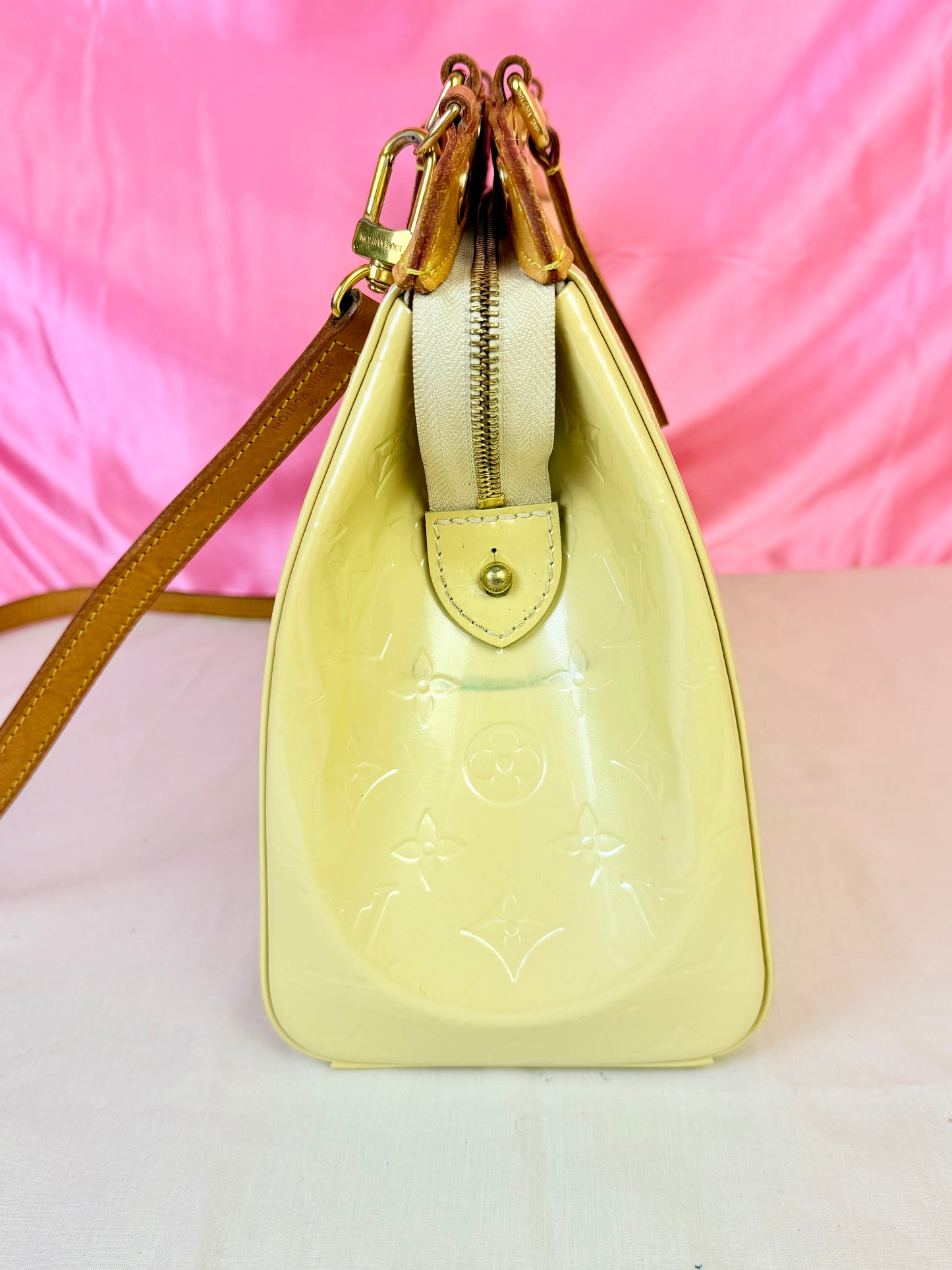 Brea MM in Pale Yellow Vernis