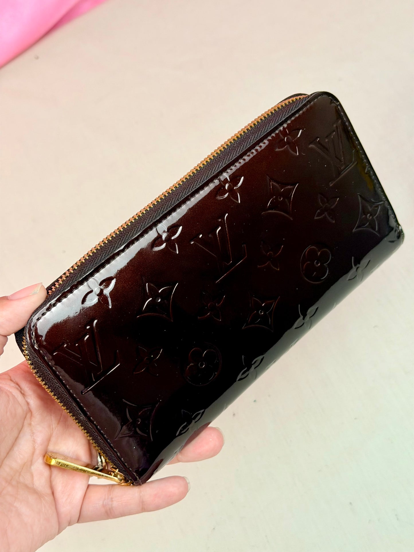 Amarathe Vernis Zippy Wallet
