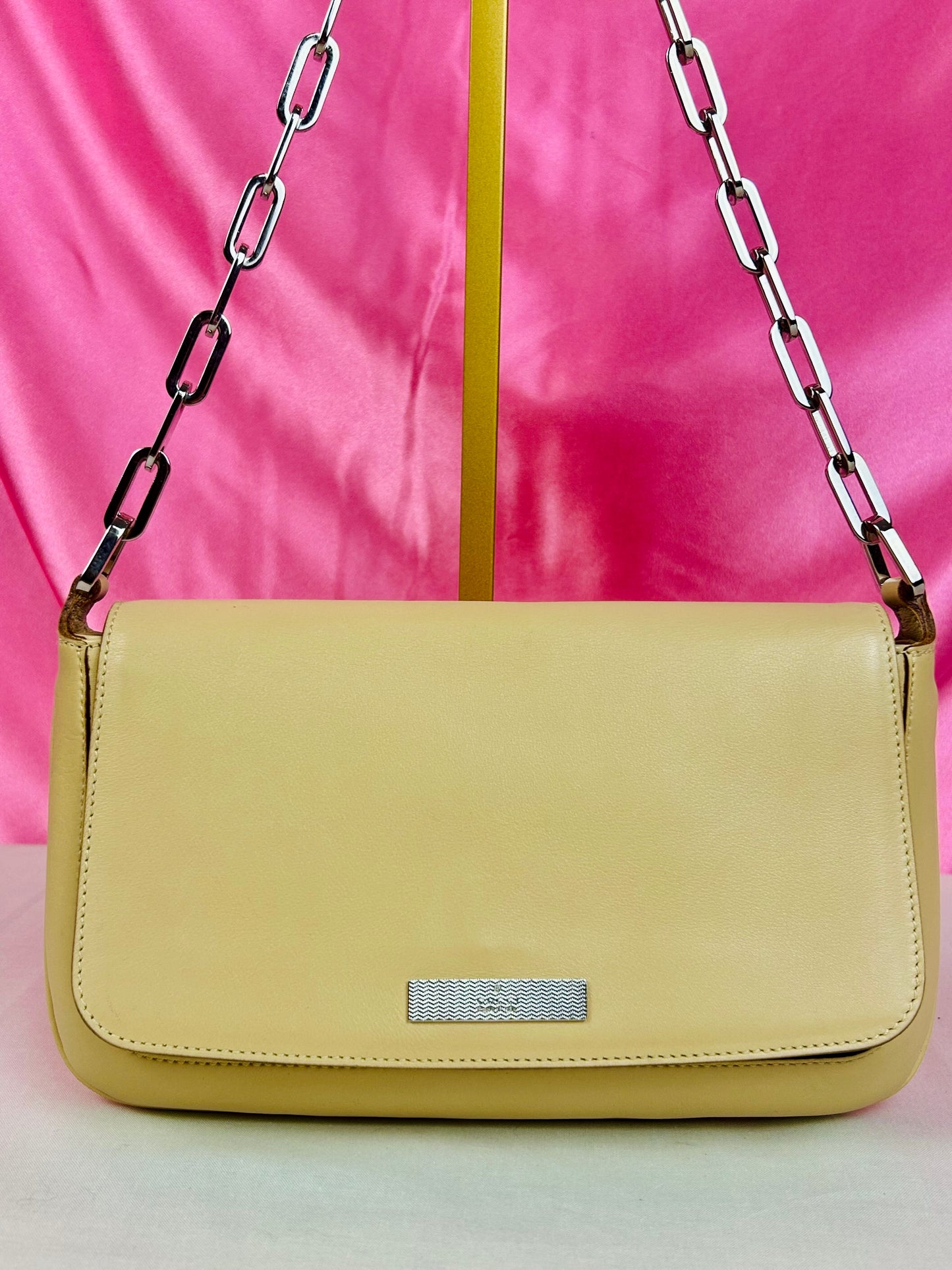 Gucci Beige Chain Shoulder Bag