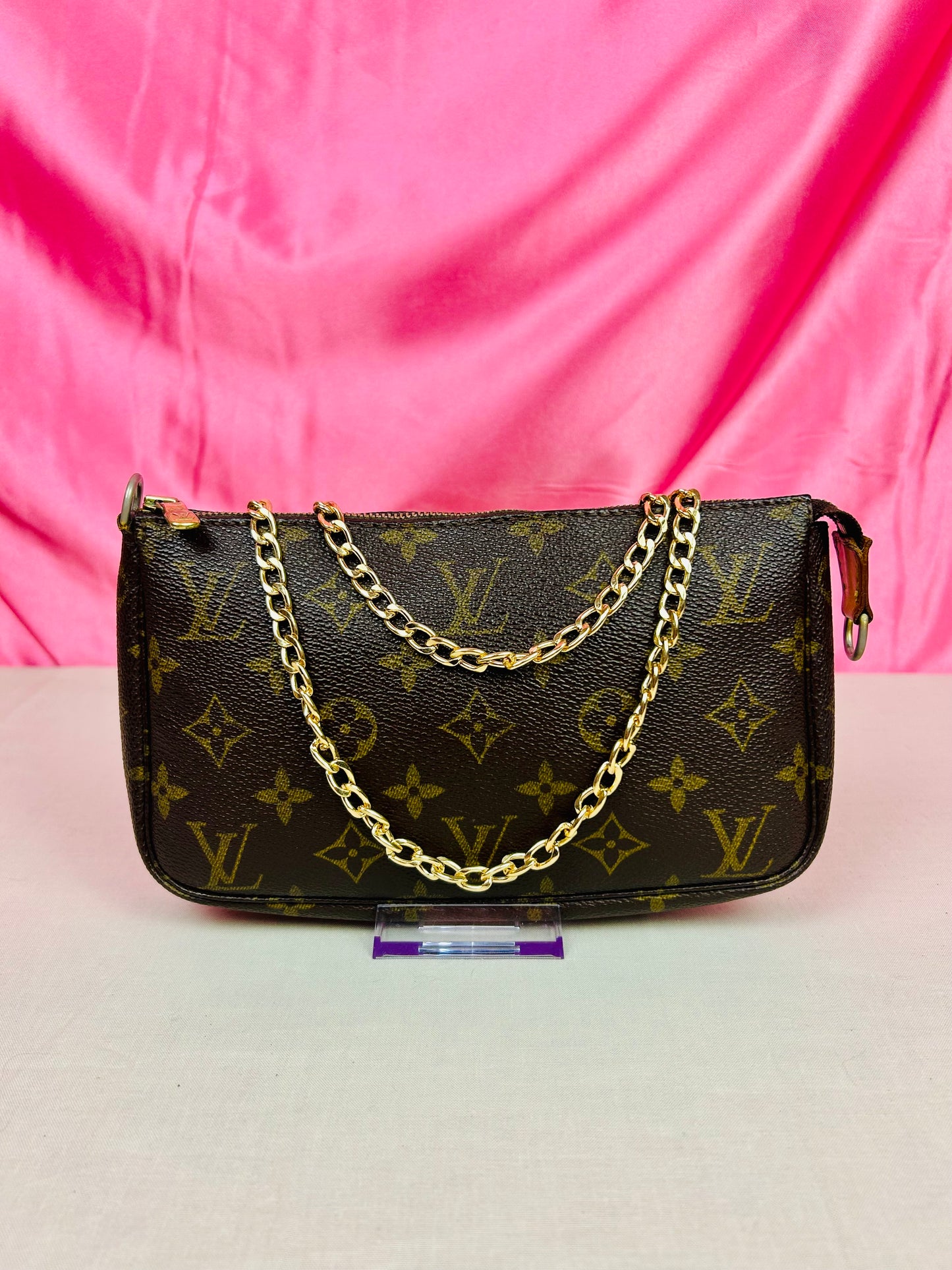 Pochette Accessories